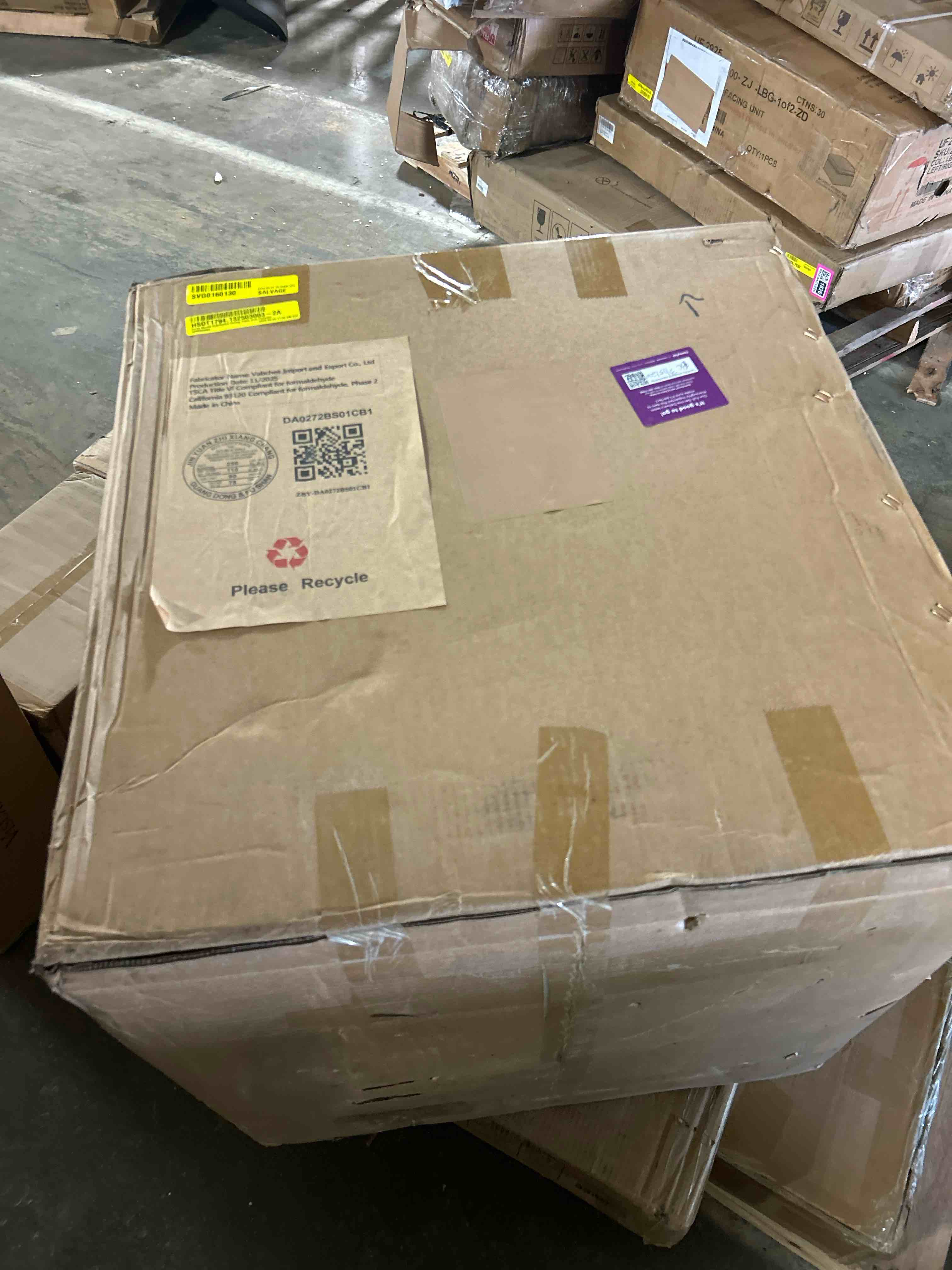 Condition photo showing As Is for corsa round extendable dining table oval pedestal(incomplete base only)