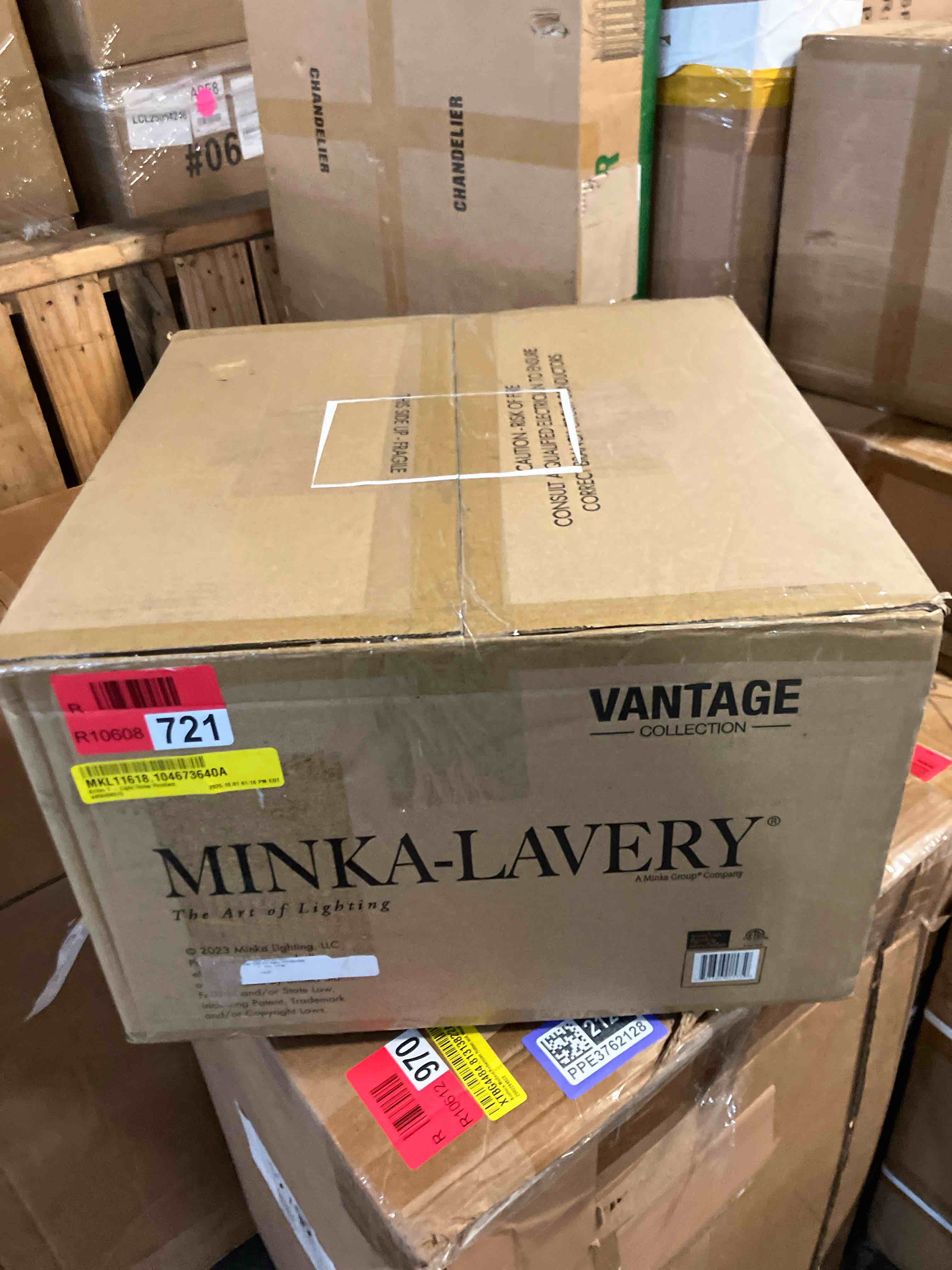 Condition photo showing New/Like New for minka lavery 6203-84 vantage pendants metal dome pendant light, 1-light 60 watt, 9" h x 15" w, white