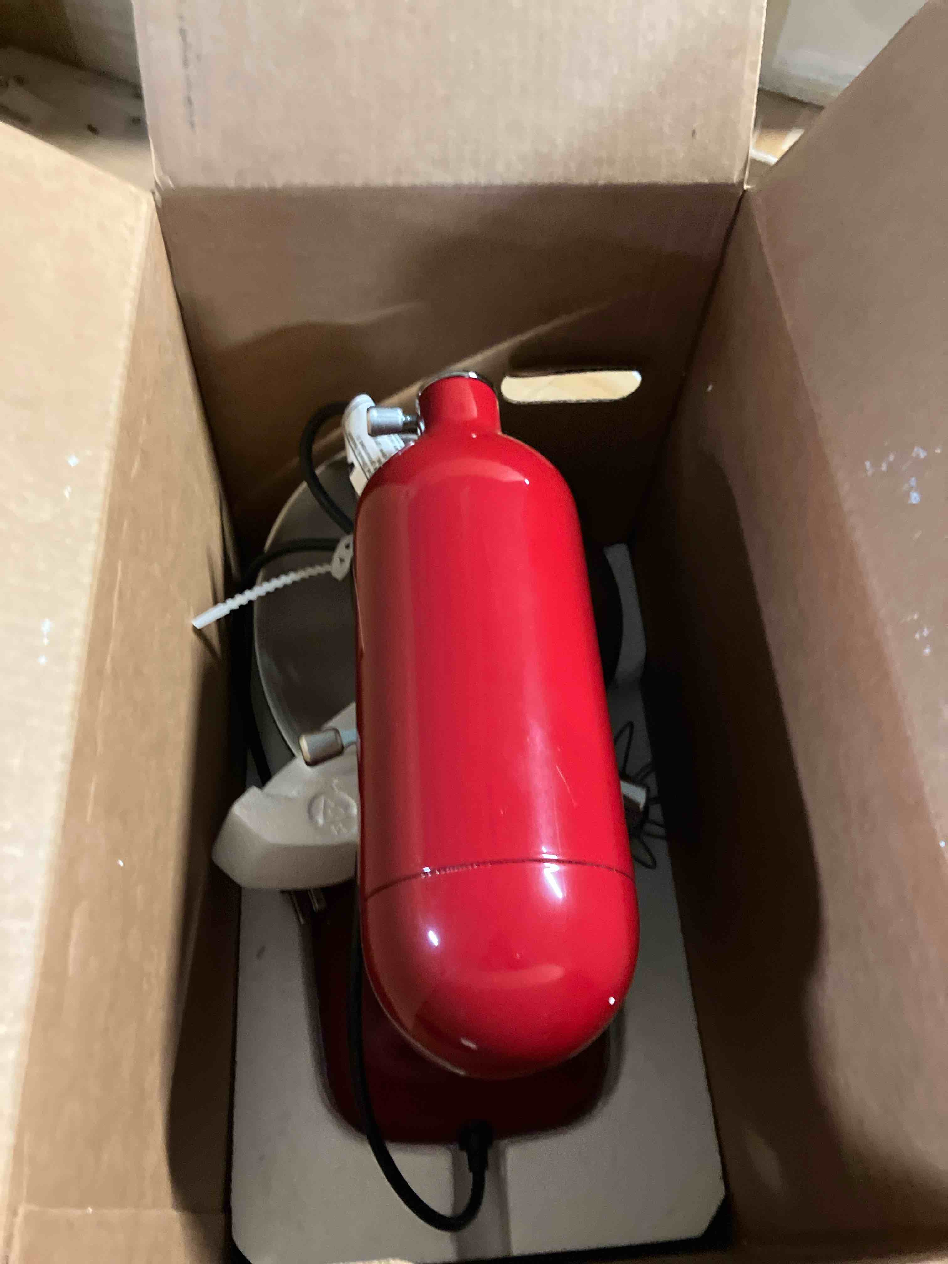 Condition photo showing New/Like New for kitchenaid artisan mini 3.5 quart tilt-head stand mixer - ksm3316x - empire red