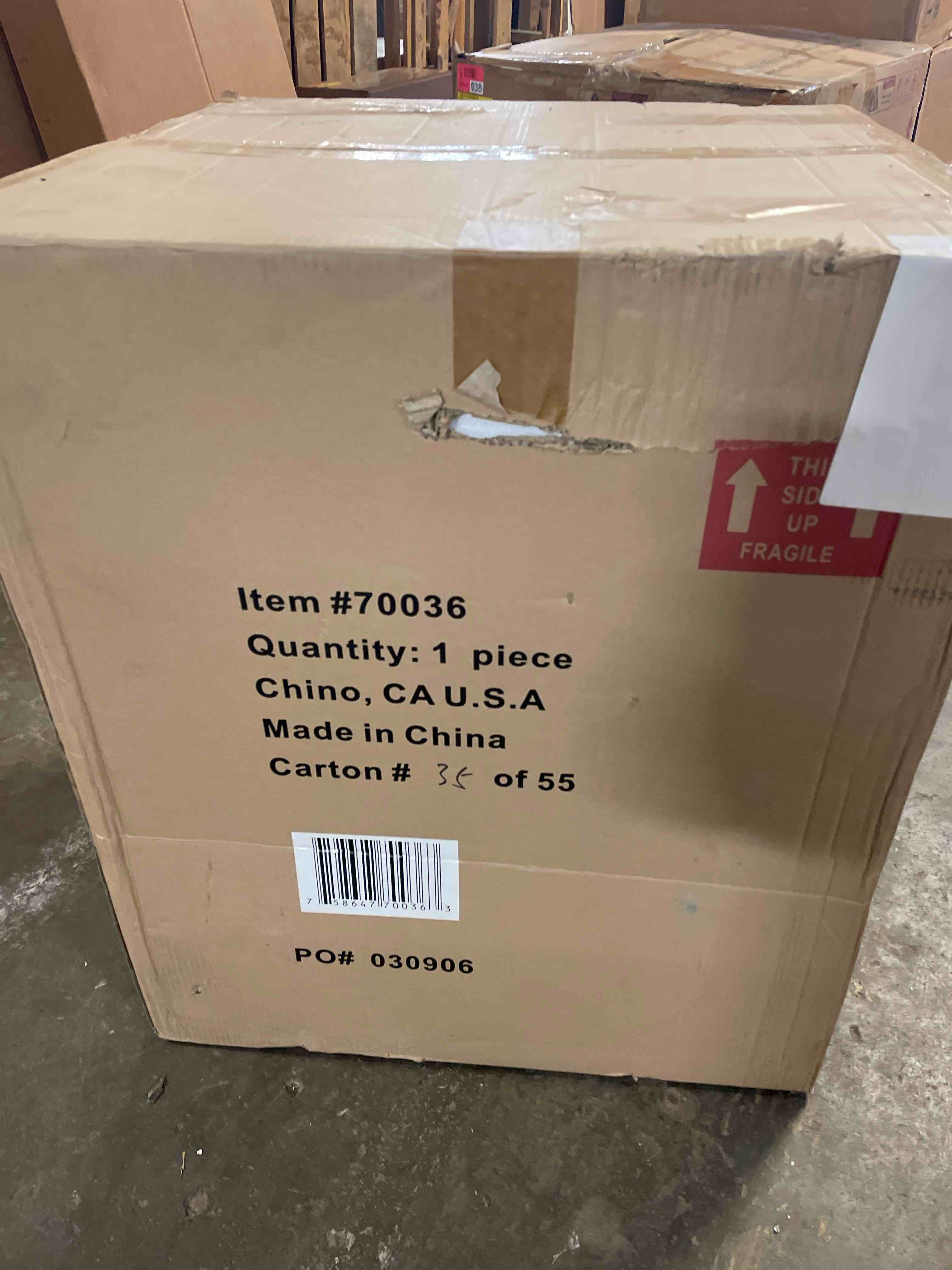 Condition photo showing New/Like New for modern metal chandelier with link style chain gold - olivia & may: ceiling lighting, geometric design, e12 socket