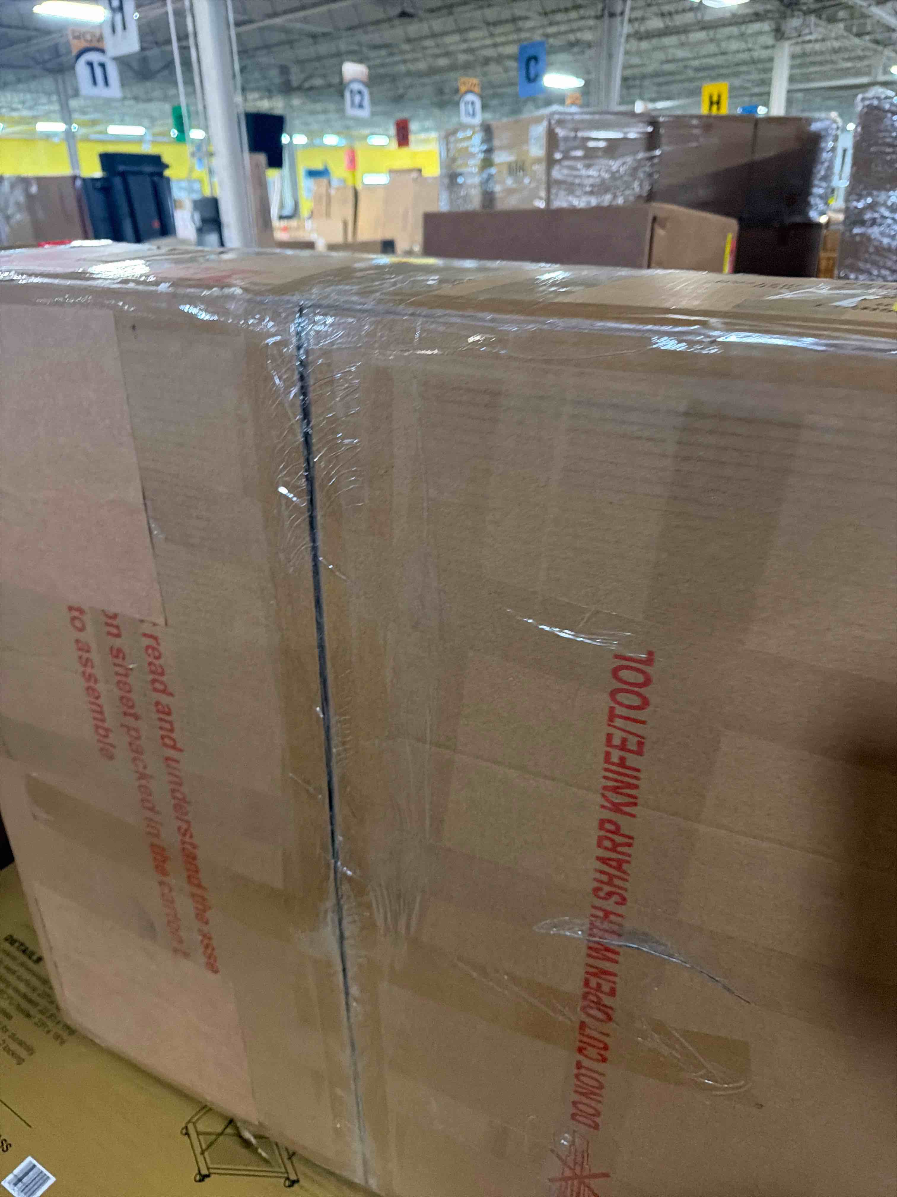 https://s3.amazonaws.com/lotting-images-prod/phillipi/PPE3762384_1775836388317.jpeg