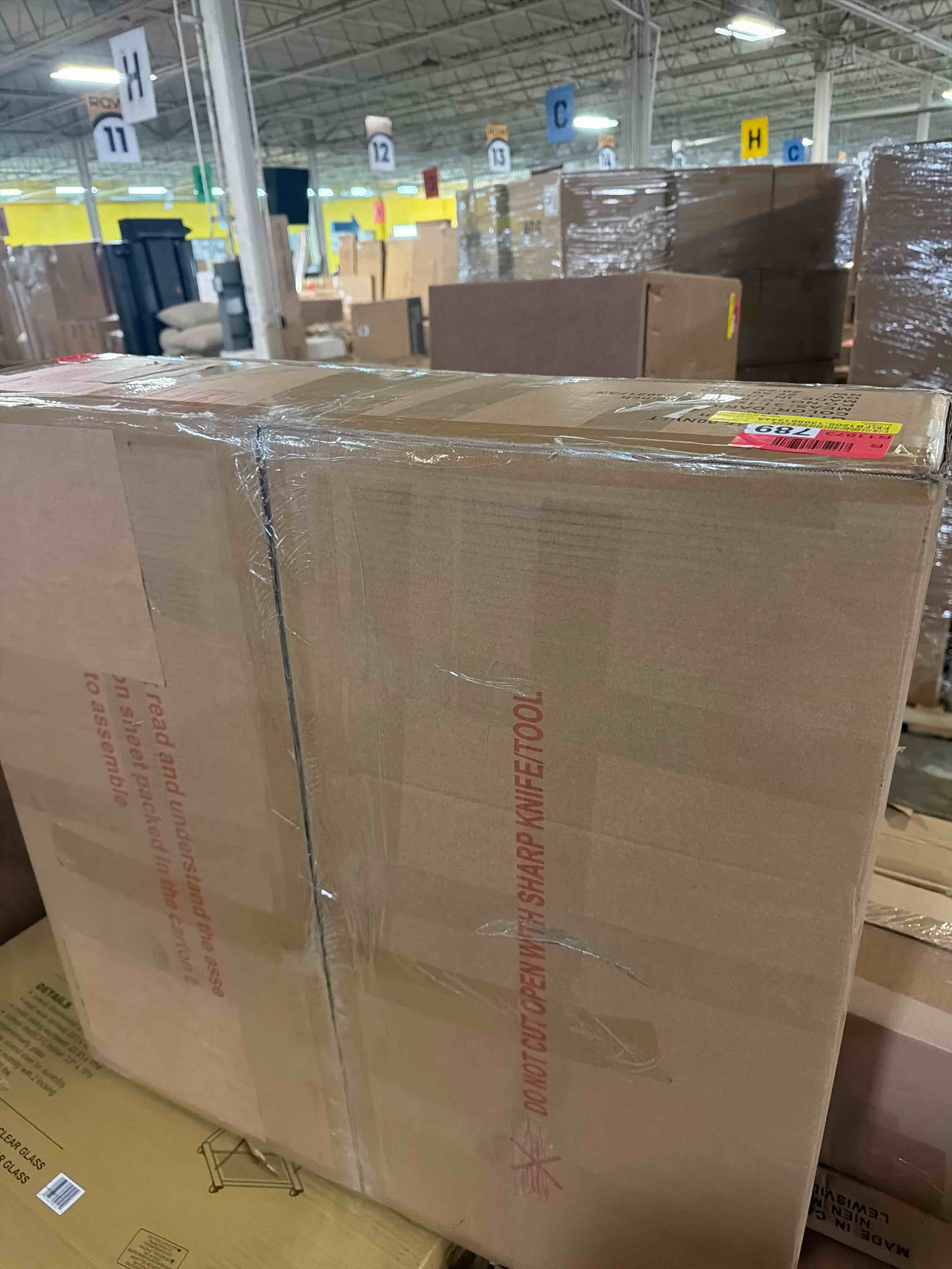 https://s3.amazonaws.com/lotting-images-prod/phillipi/PPE3762384_1775836390188.jpeg