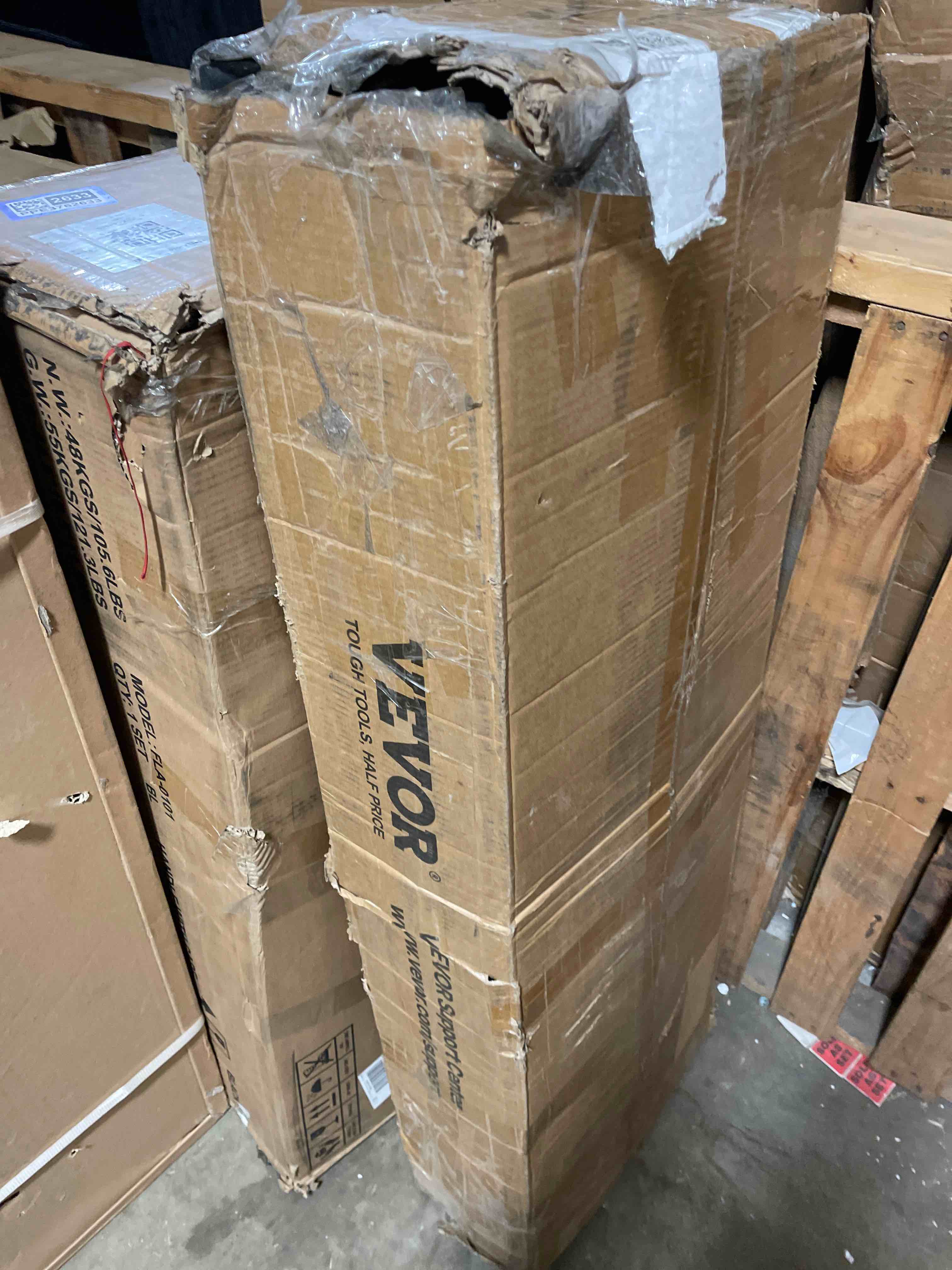 Condition photo showing New/Like New for vevor 2pcs 6ft rubber speed bumps for road- heavy duty speed bump for driveway,72.4'' x 12'' x 2.4'' modular traffic hump, cable protector ramps, floor cord covers for asphalt, concrete, gravel