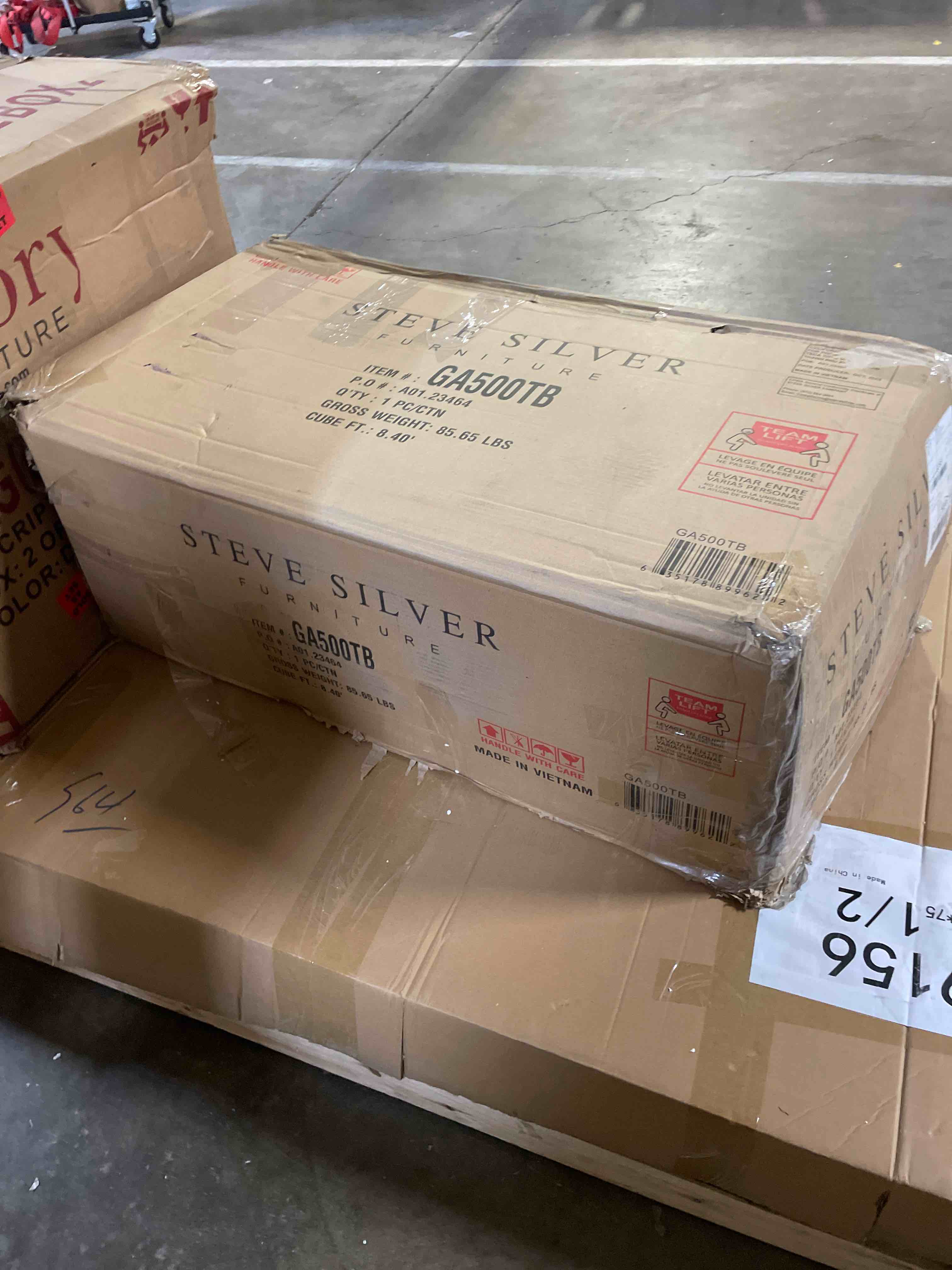 Condition photo showing As Is for garland table base 30 (only table base)