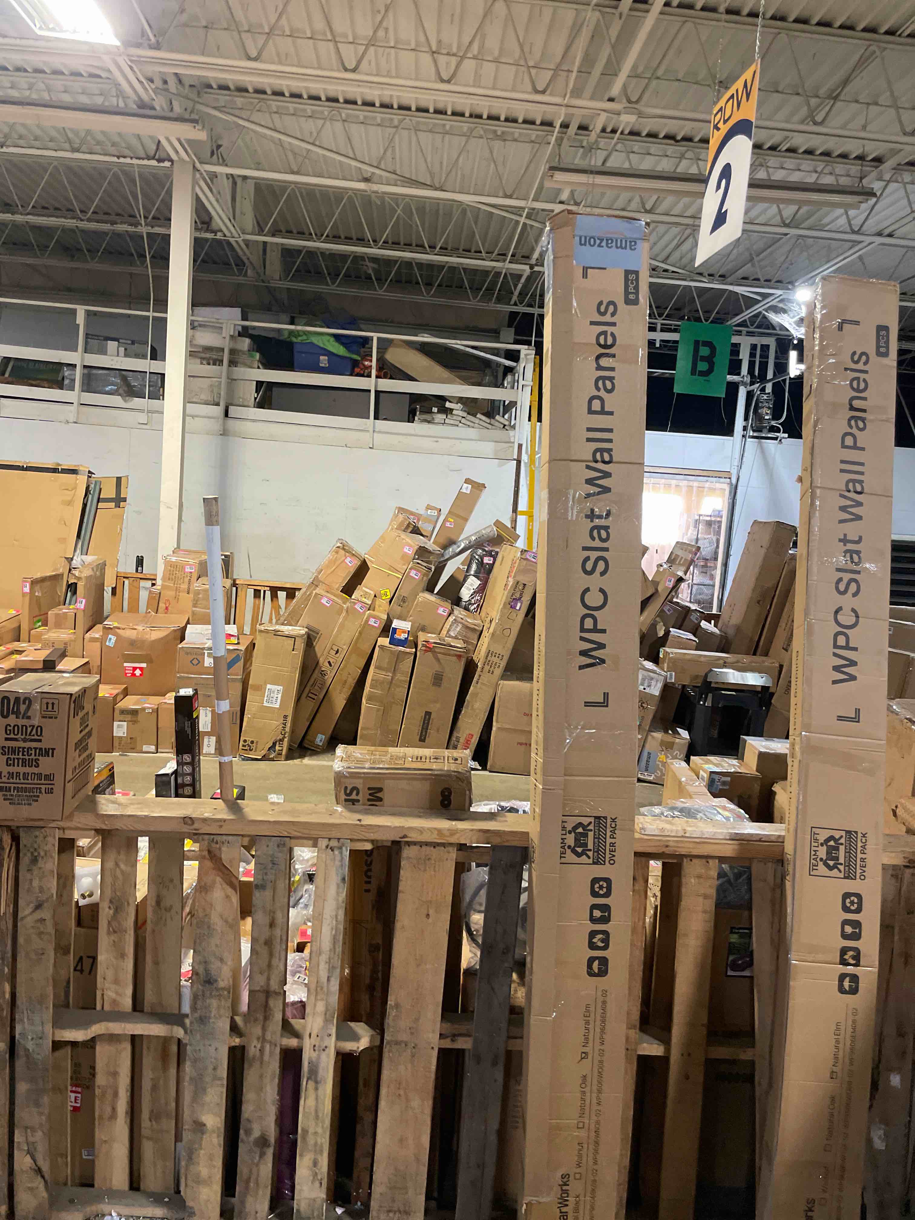 Condition photo showing New/Like New for wpc slat wall panels 8 pack 96" x 6", waterproof fluted wall paneling, accent 3d wall panel for wall decor, bathroom, bedroom, office - low grille elm (cover approx.32 sq.ft) 96 x 6 inch elm