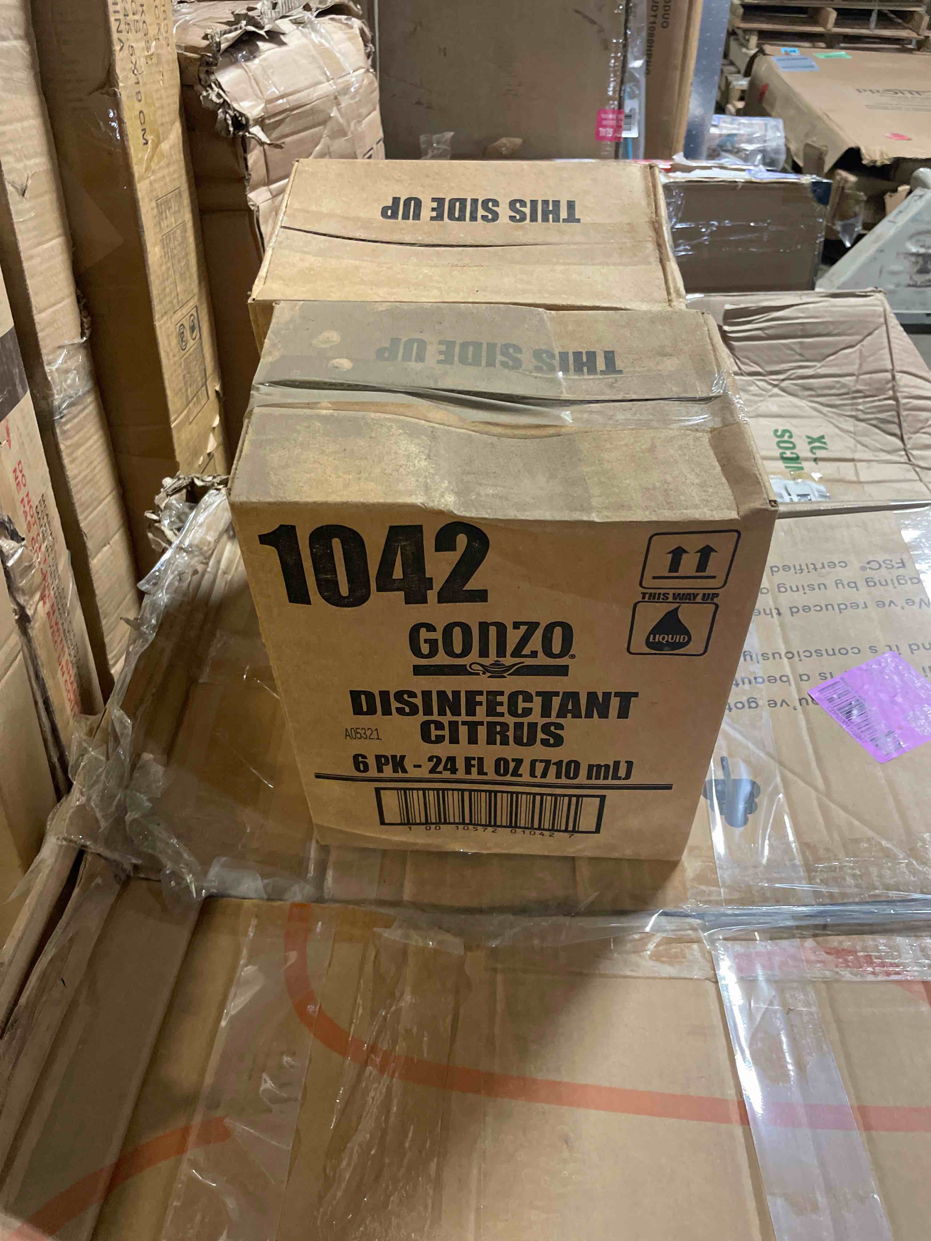 Condition photo showing New/Like New for weiman gonzo desinfectant citrus 24fl + free microfiber cleaning cloth