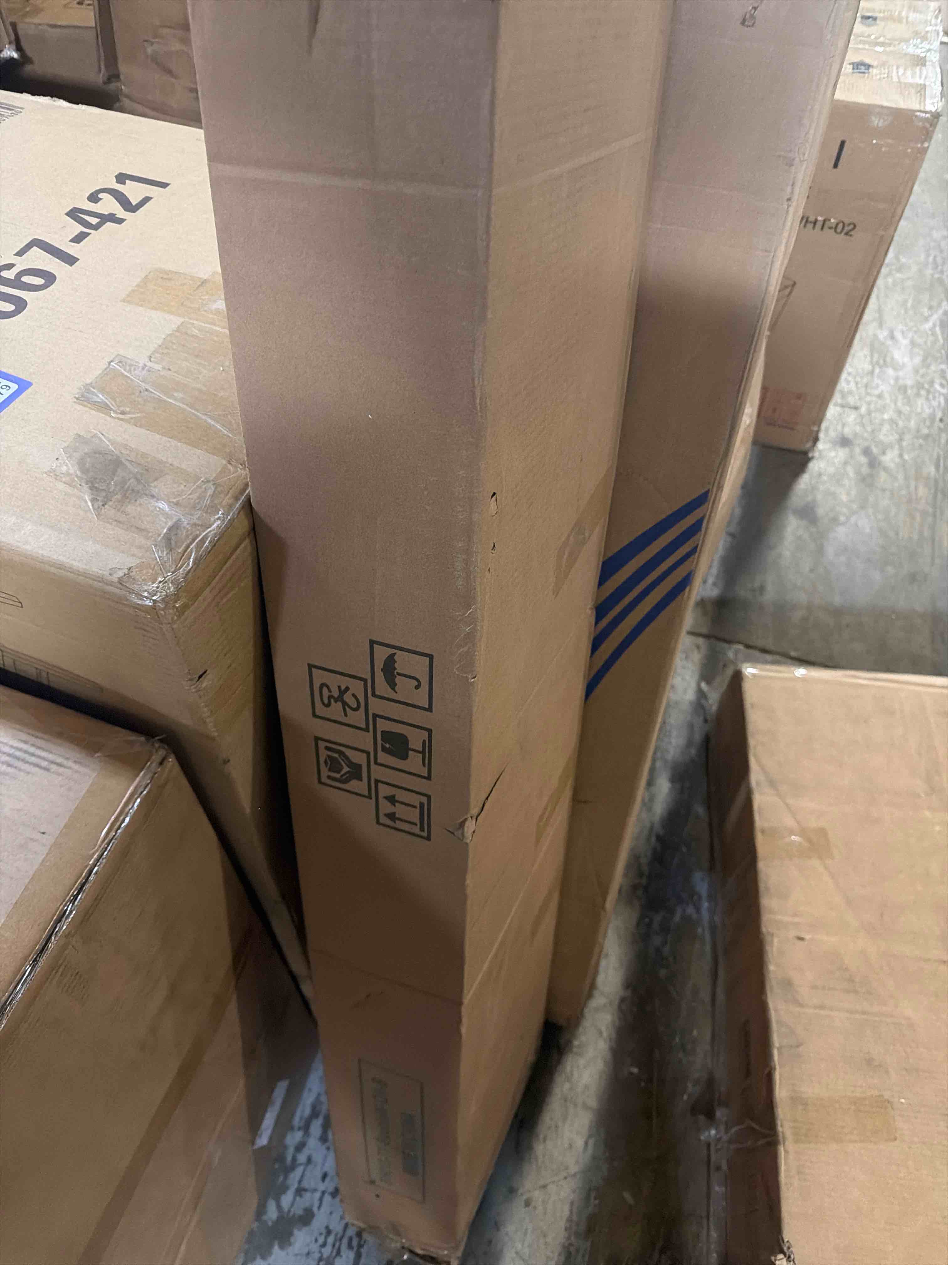 Condition photo showing As Is for keiki twin size upholstery daybed with trundle and usb, twin to king design adorable wave shaped extendable linen sofa bed, easy assembly, no box spring required, for living room and bedroom, black