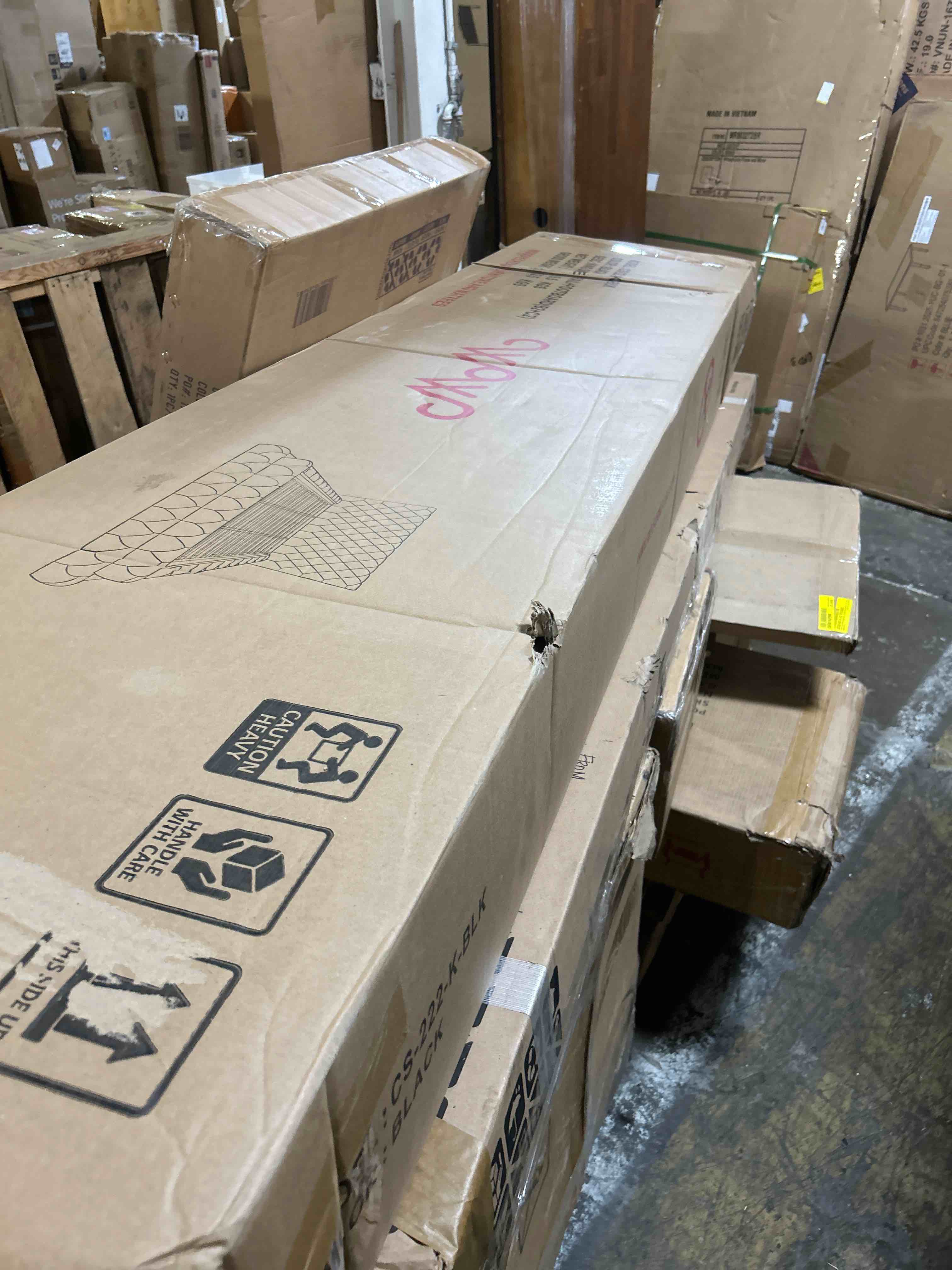 https://s3.amazonaws.com/lotting-images-prod/phillipi/PPE3762829_1776367944981.jpeg