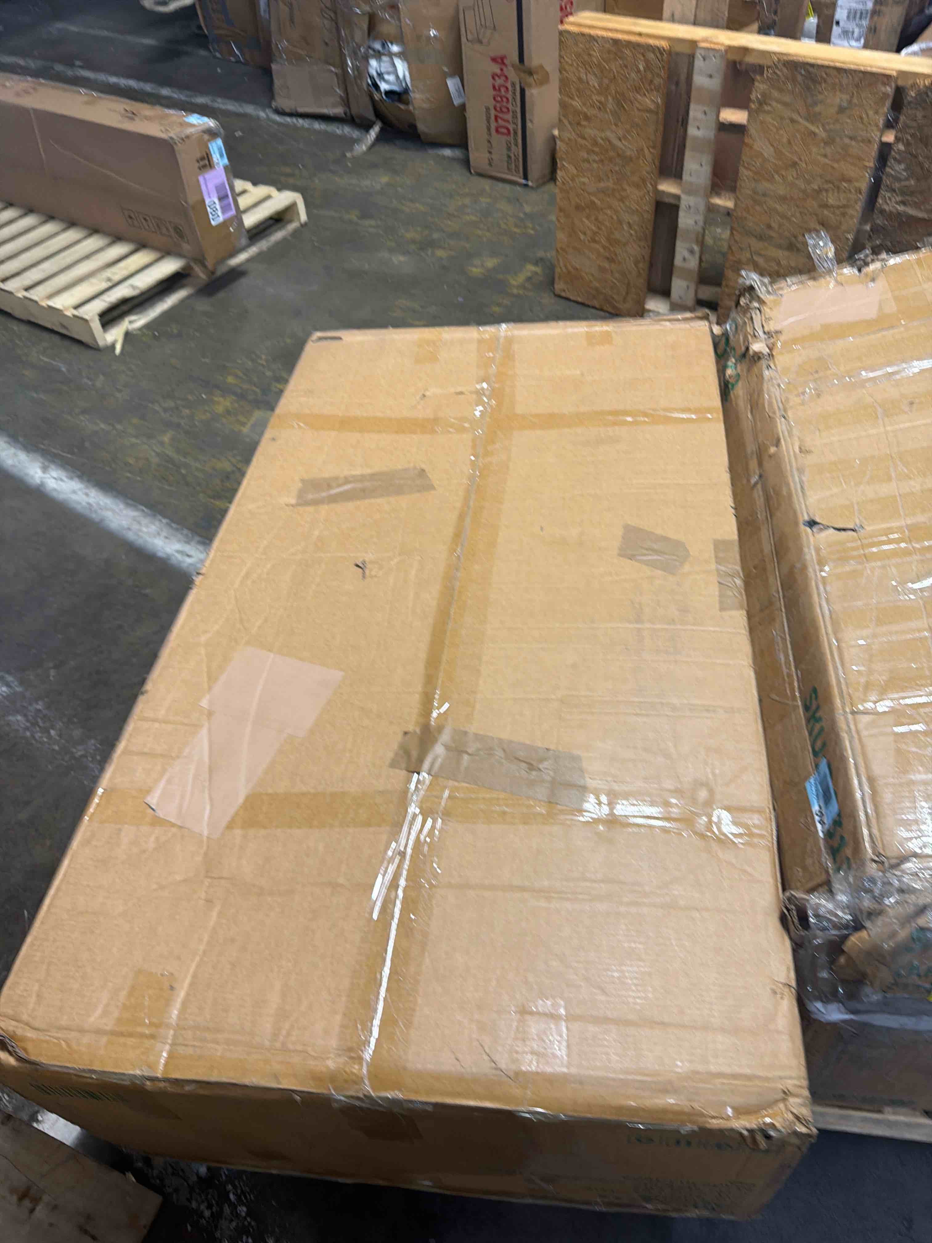 https://s3.amazonaws.com/lotting-images-prod/phillipi/PPE3762930_1776447159757.jpeg