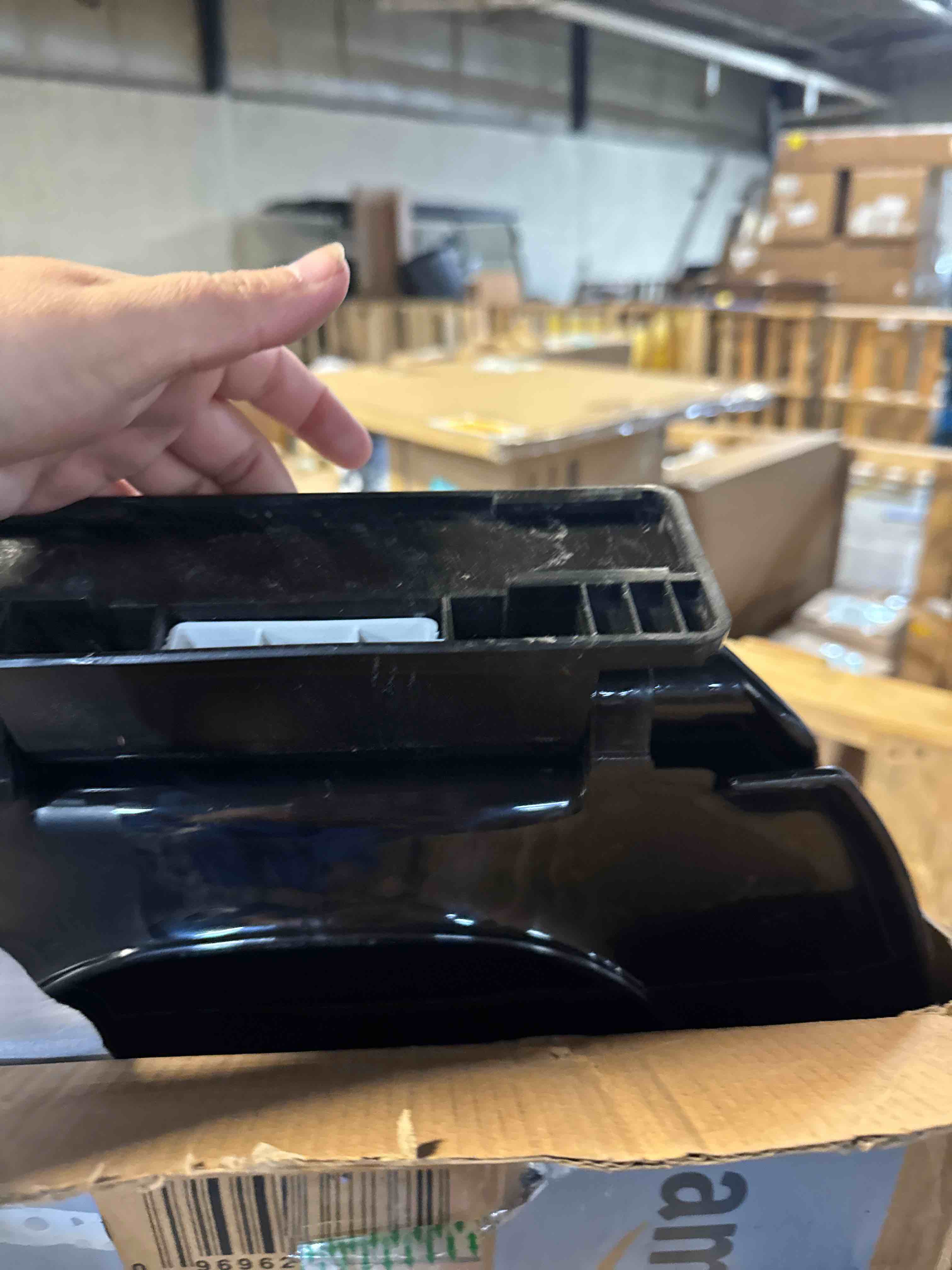 Condition photo showing Good Condition for Renovators Supply Manufacturing Black Plastic Soft Close Elongated Toilet Seat Quiet-Close Lid, Contoured Seat Easy To Install And Clean, Grip-Tight Bumpers With Adjustable Mounting Hardware Pack of 1 Black