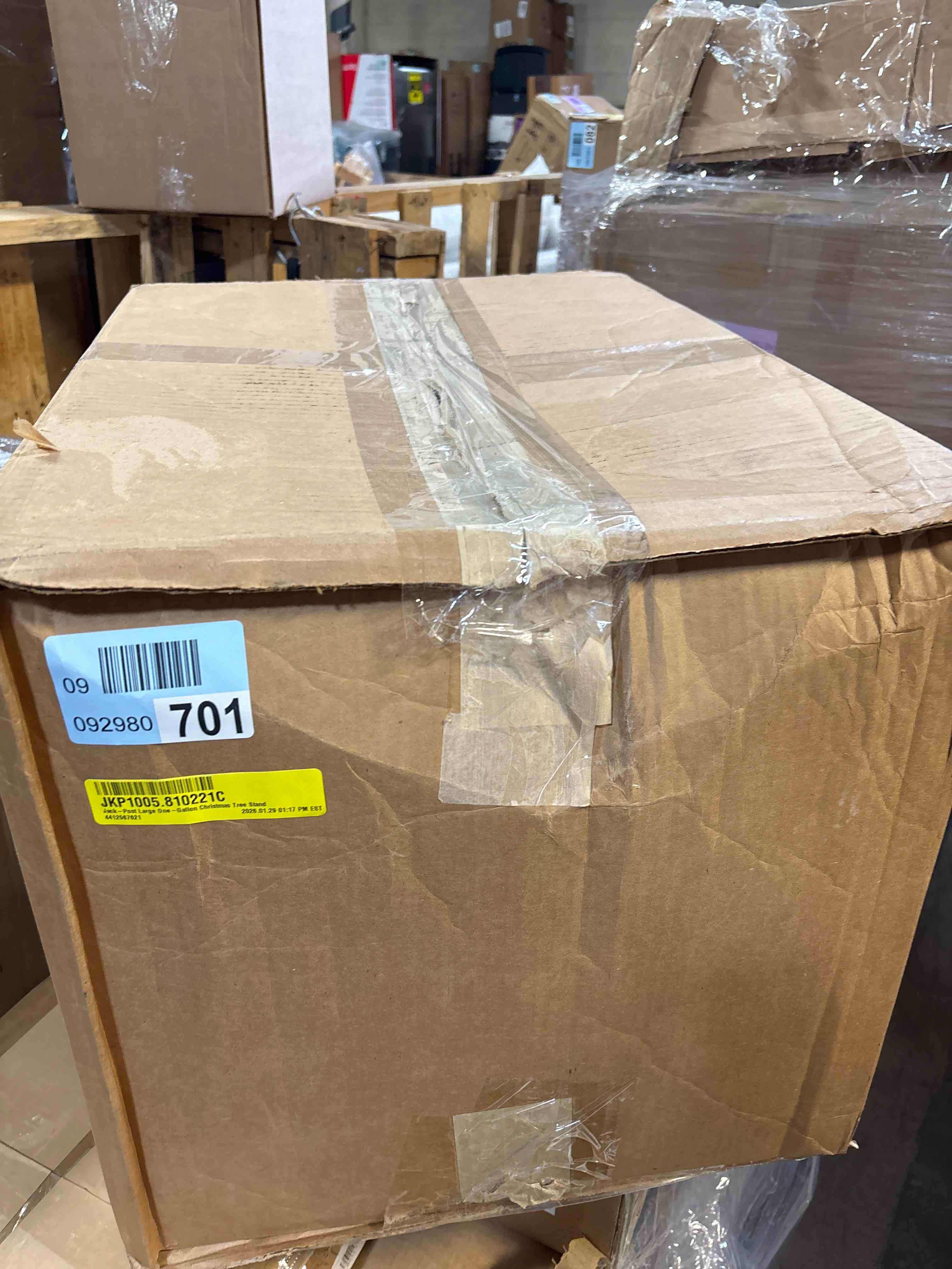 Condition photo showing New/Like New for Jack-Post Large 1.9 Gallon Christmas Tree Stand