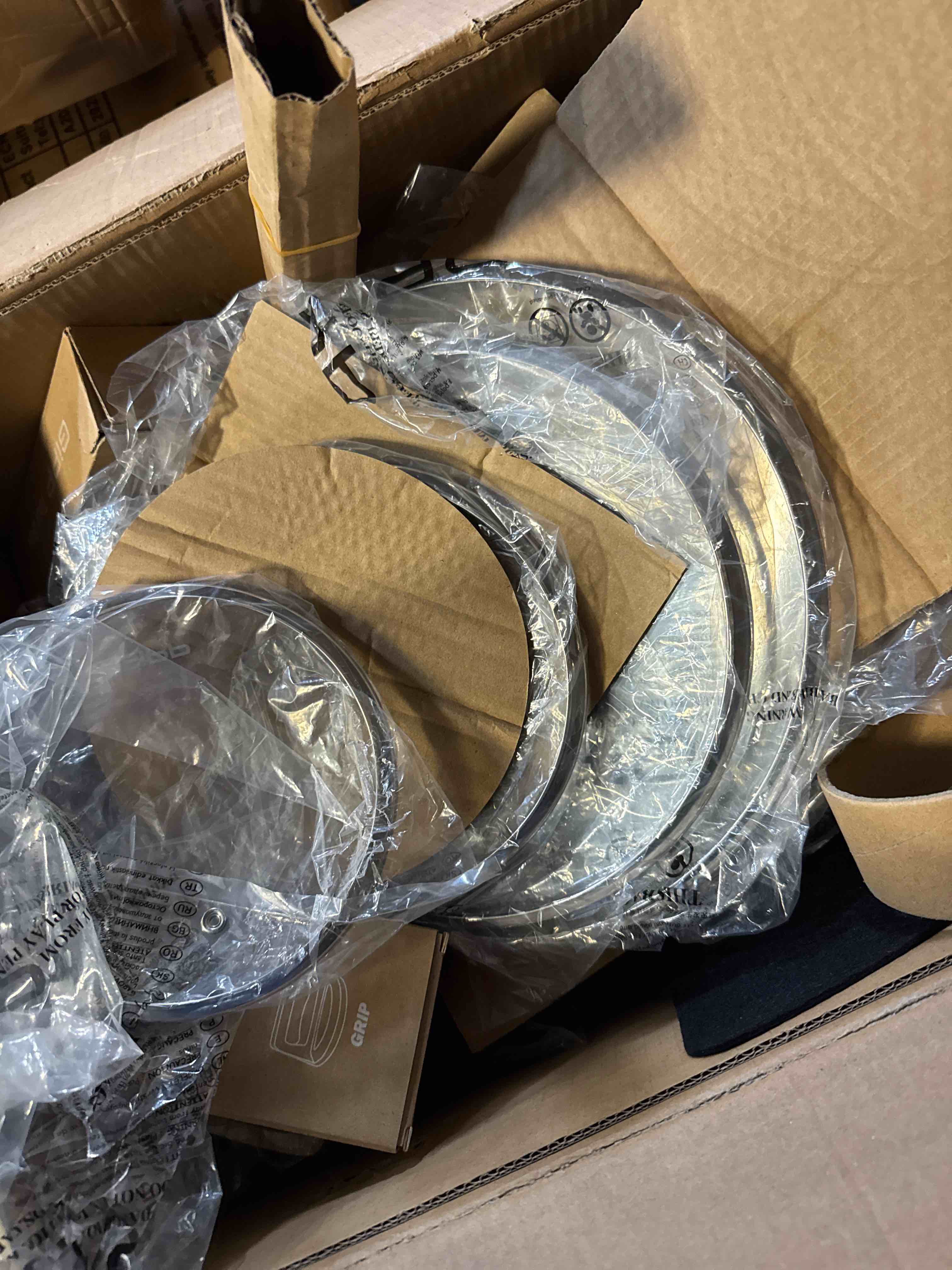 Condition photo showing Good Condition for GIPP 22 Piece Pots and Pans Set No stick- Nonstick Ceramic Cookware Sets, Non-toxic Healthy Kitchen Cooking Set/Frying Pans Set, Dishwasher Safe, PFAS PTFE PFOA PFOS Free