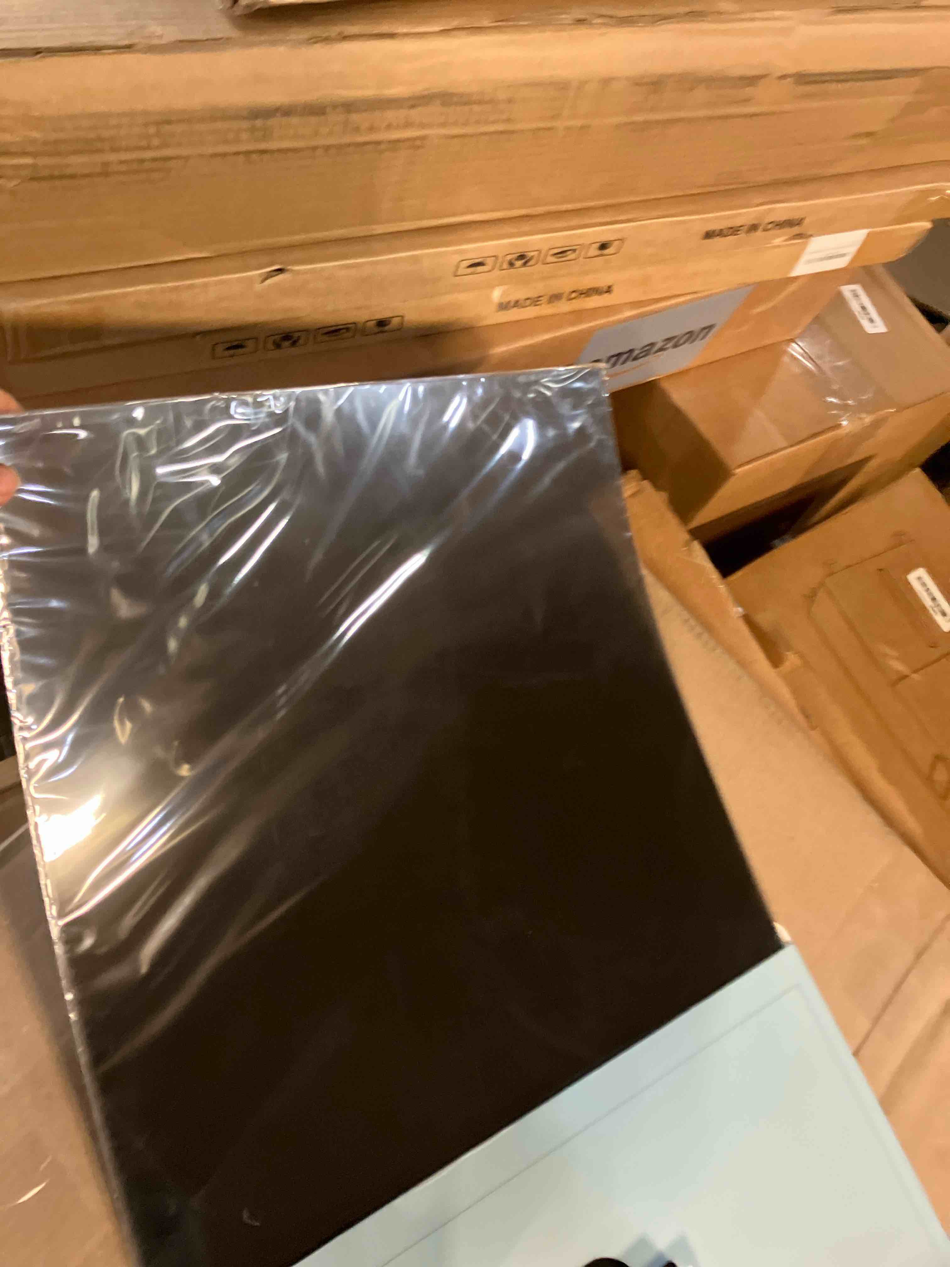 Condition photo showing Good Condition for [2 Pack] 32 Inch Computer Privacy Screen Filter for 16:9 Aspect Ratio Widescreen Monitor - Anti Glare Blue Light Filter, Removable Computer Monitor Privacy Shield, Anti-Scratch 32in Protector Film 2 Pack 32 Inch (16:9 Aspect) Black for monitor