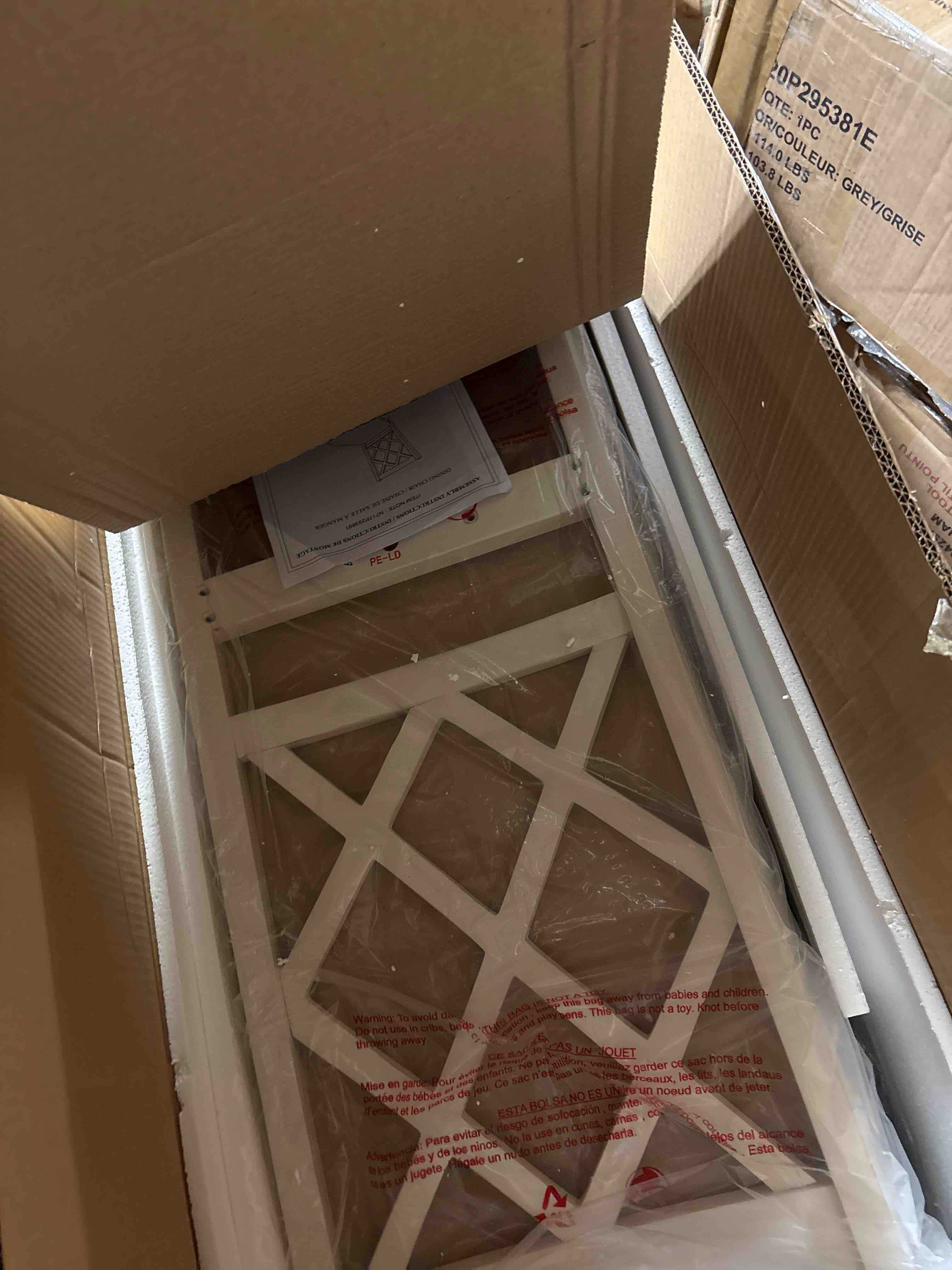 Condition photo showing Good Condition for Annelouise 4 - Chair Set By Rosalind Wheeler