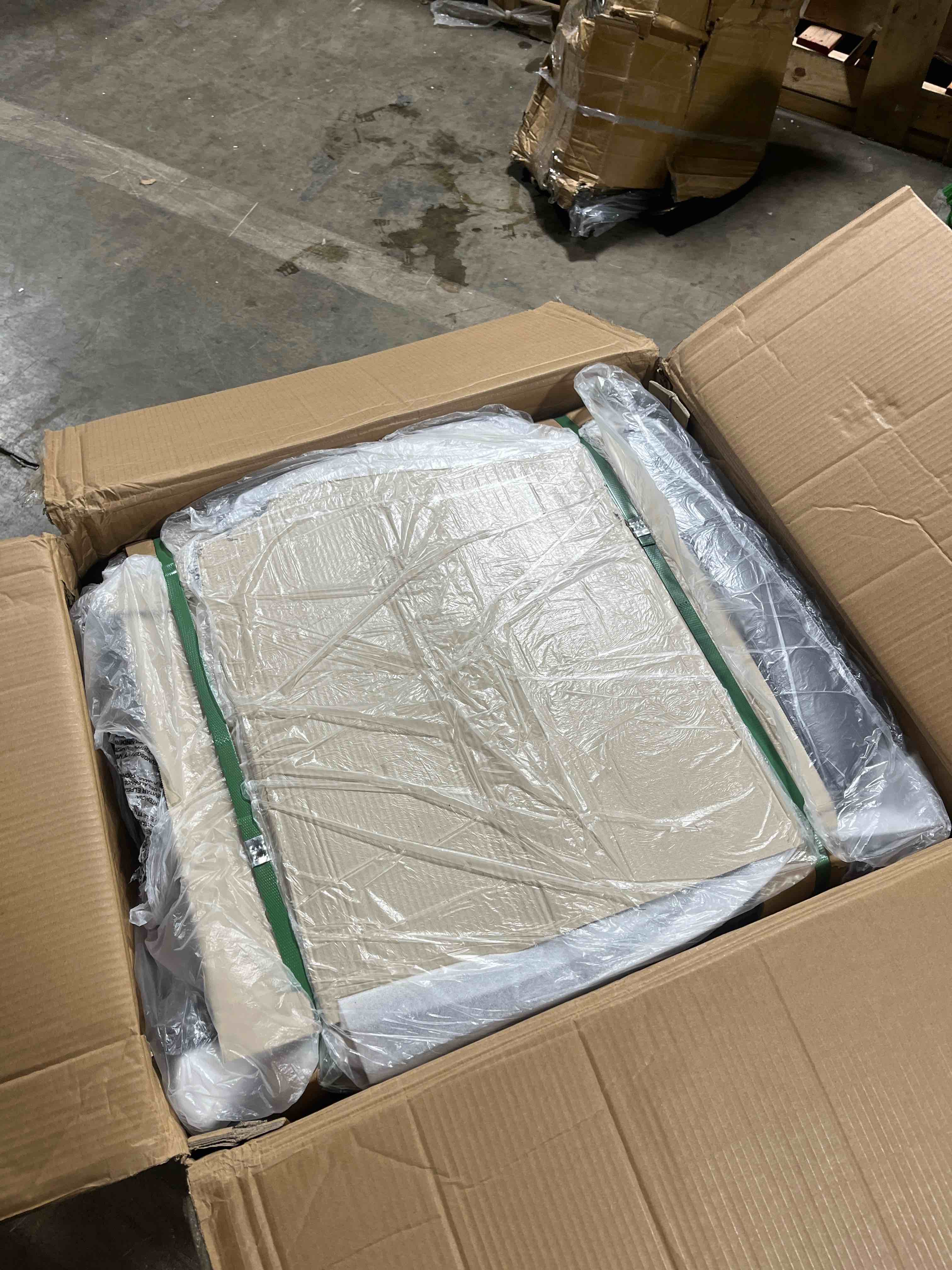 Condition photo showing New/Like New for GarveeHome Power Lift Recliner Chair - Heat and Massage, PU Leather Electric Lift Recliner for Elderly & Mobility Impaired, Adjustable Back and Legs, Heavy Duty Lift Chair for Seniors