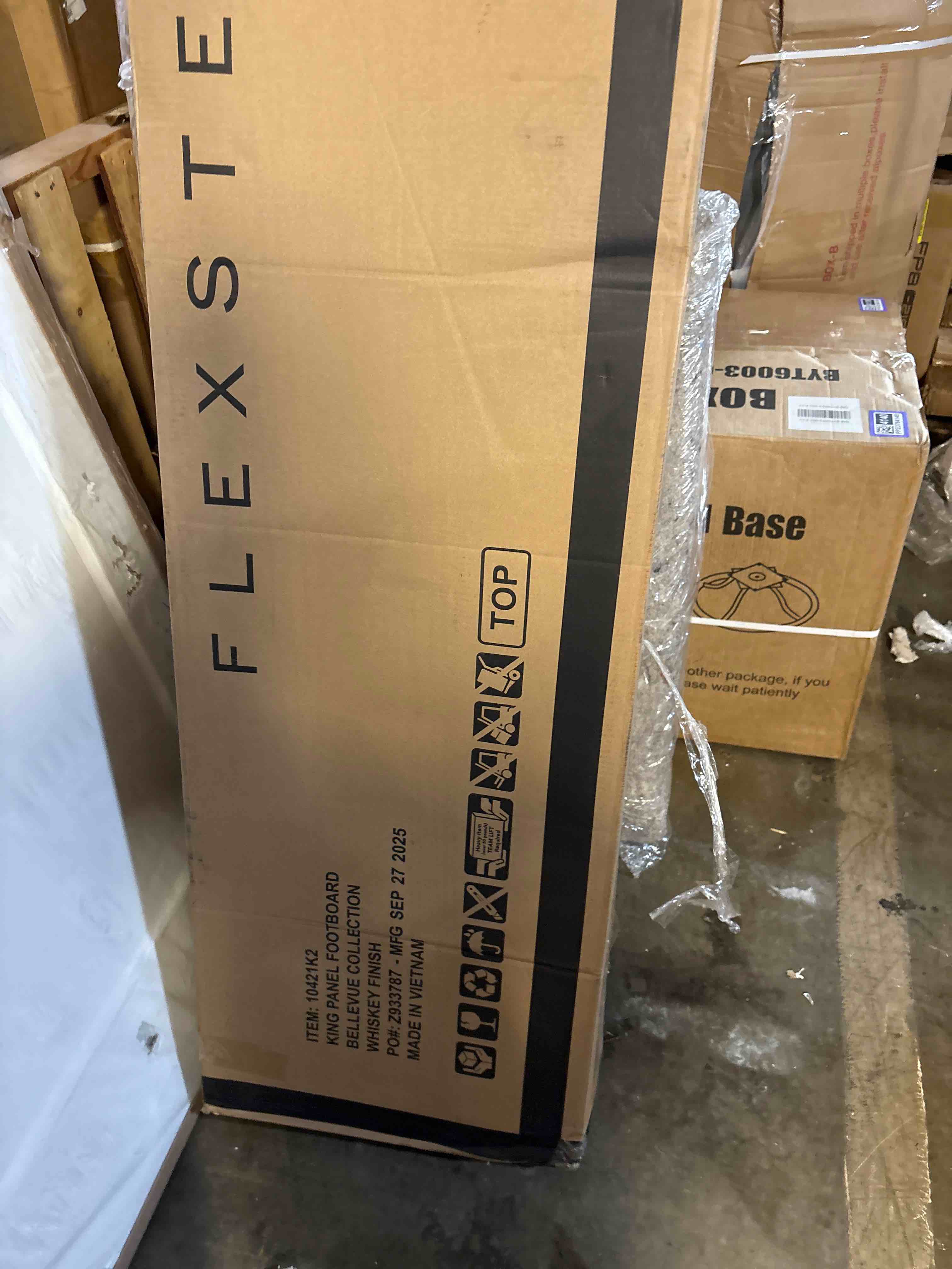 Condition photo showing Good Condition for Riverstone Wood Bed, FOOTBOARD ONLY*