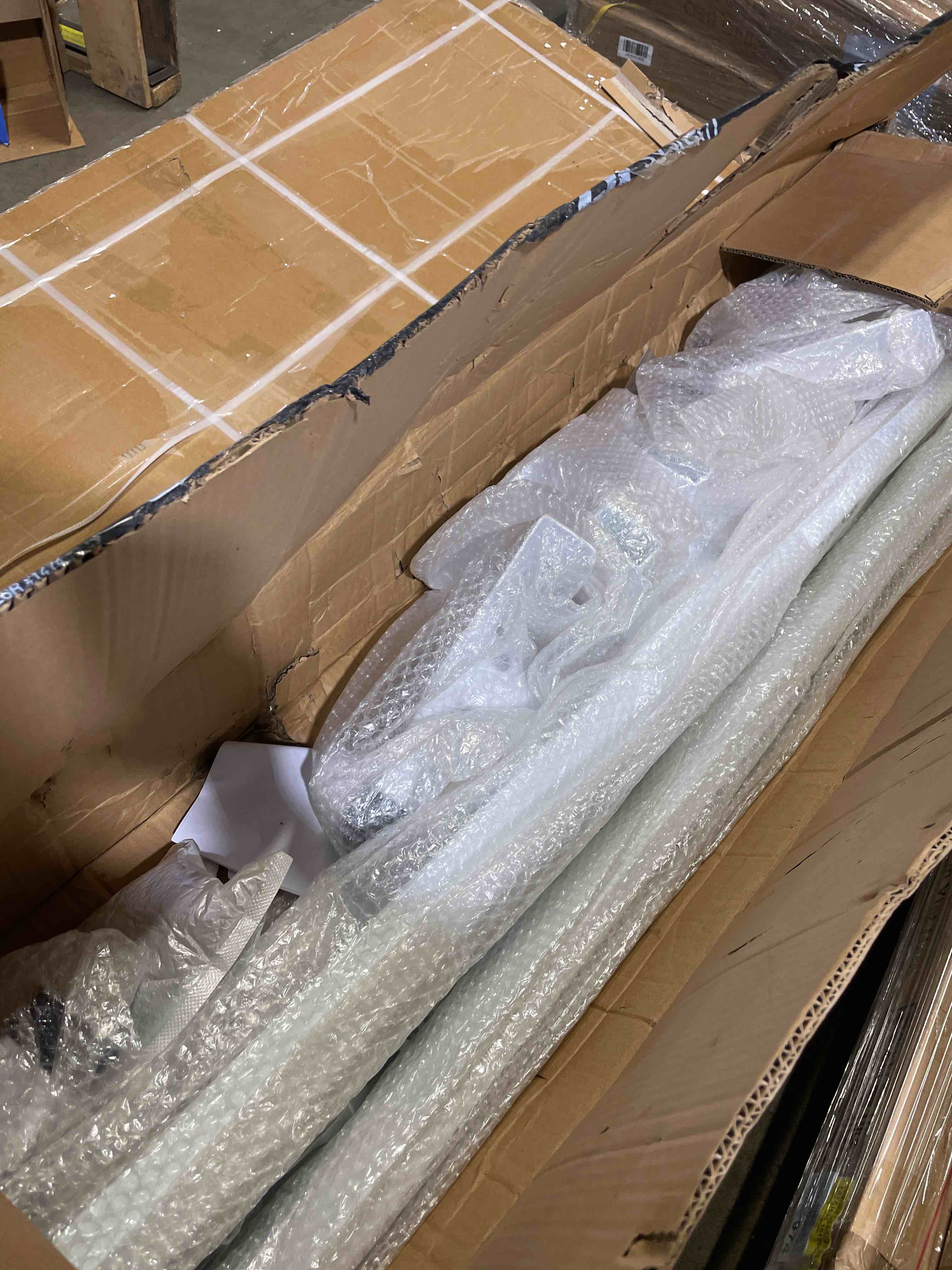 Condition photo showing Good Condition for MELIPRON Van Roof Ladder Rack with Rear Roller Fits for 2013-2025 RAM ProMaster, Steel Cargo Van Rack with Anti-Rust Coating, Ideal for Transporting Ladders, Pipes