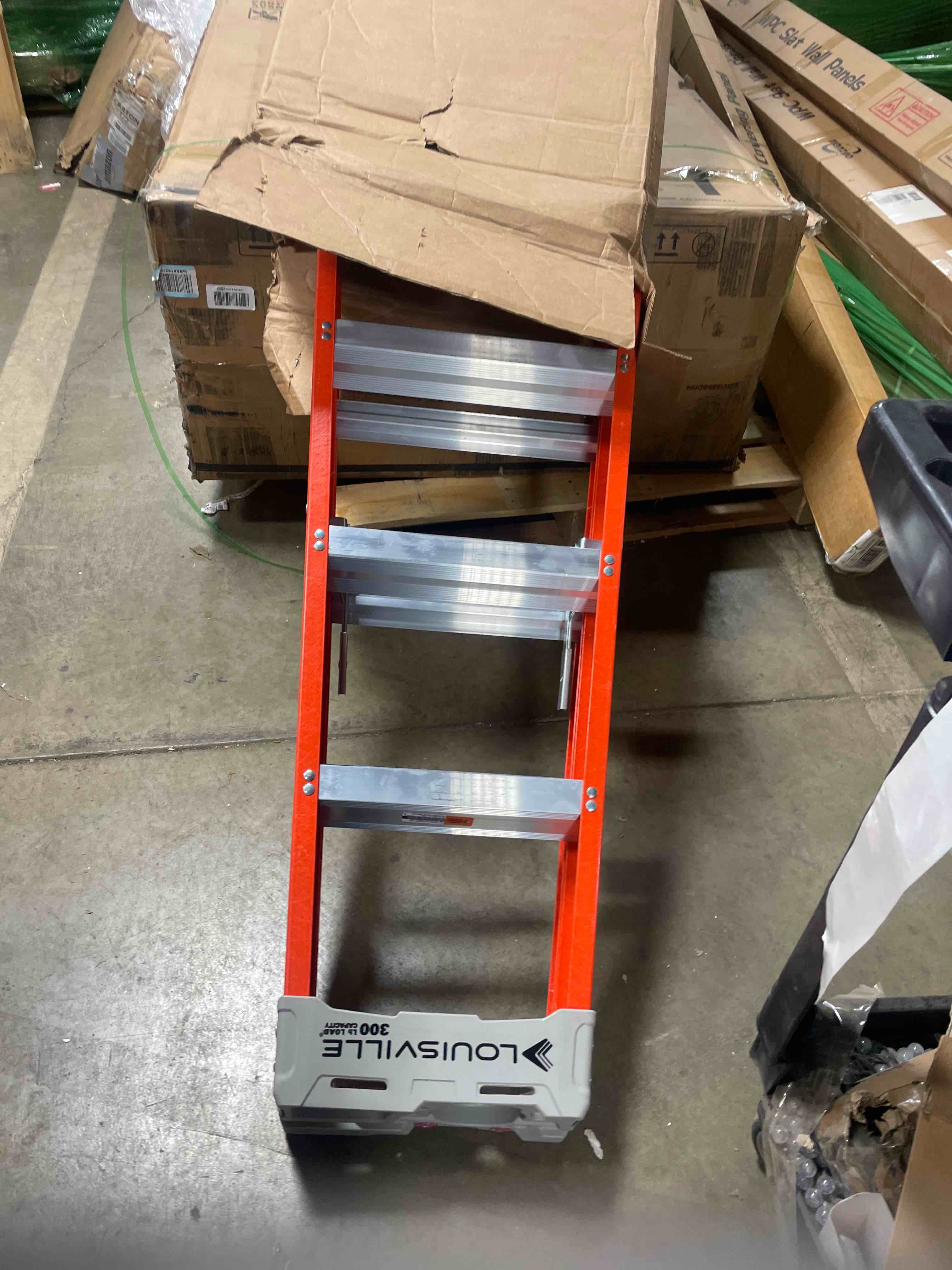Condition photo showing New/Like New for Louisville Ladder 6-Foot Fiberglass Step Ladder, 300-Pound Load Capacity, Type IA, FS1506 6 feet Ladder
