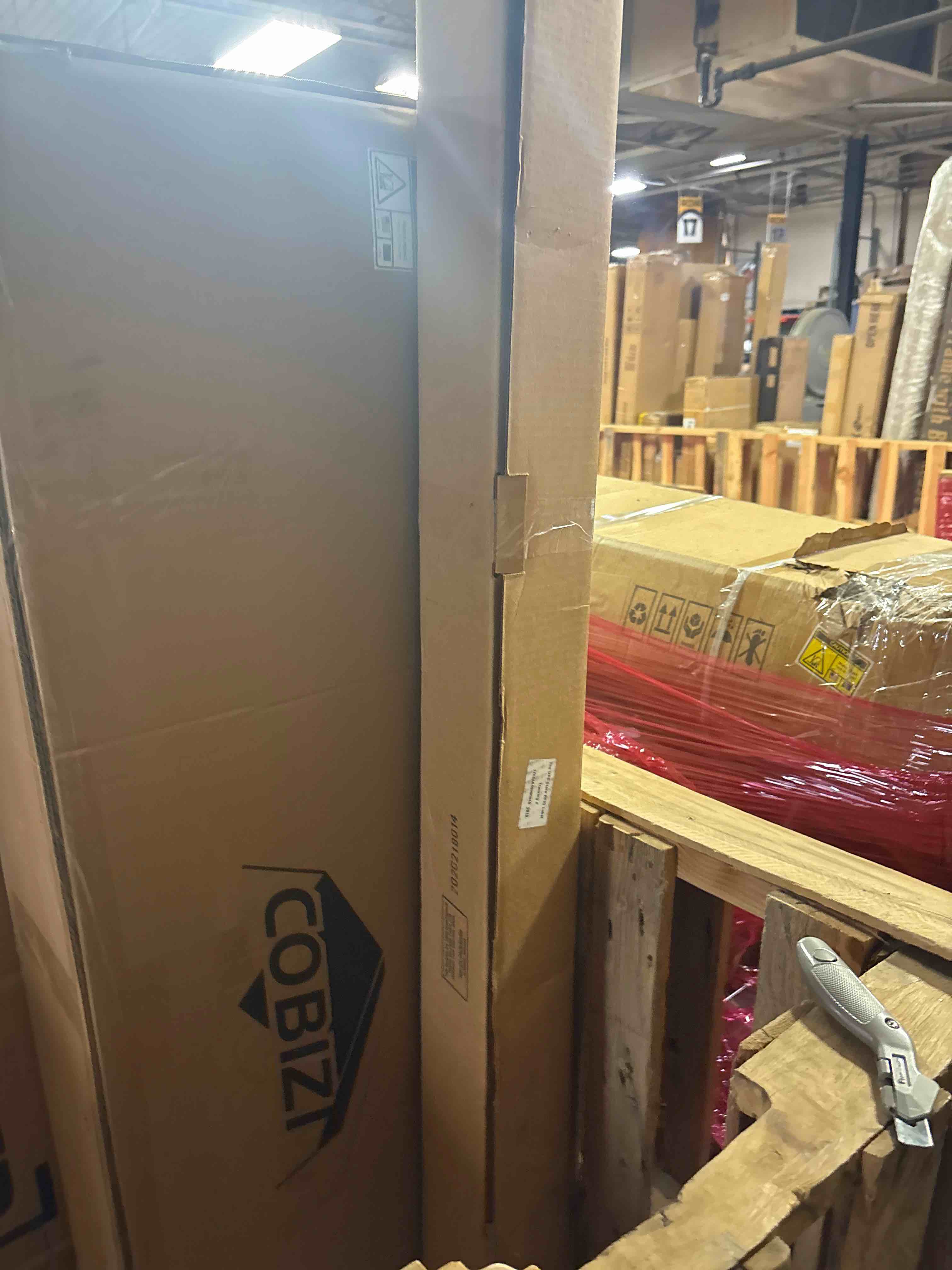 Condition photo showing Good Condition for solera - 281154 69" standard flat awning support arm assembly - black