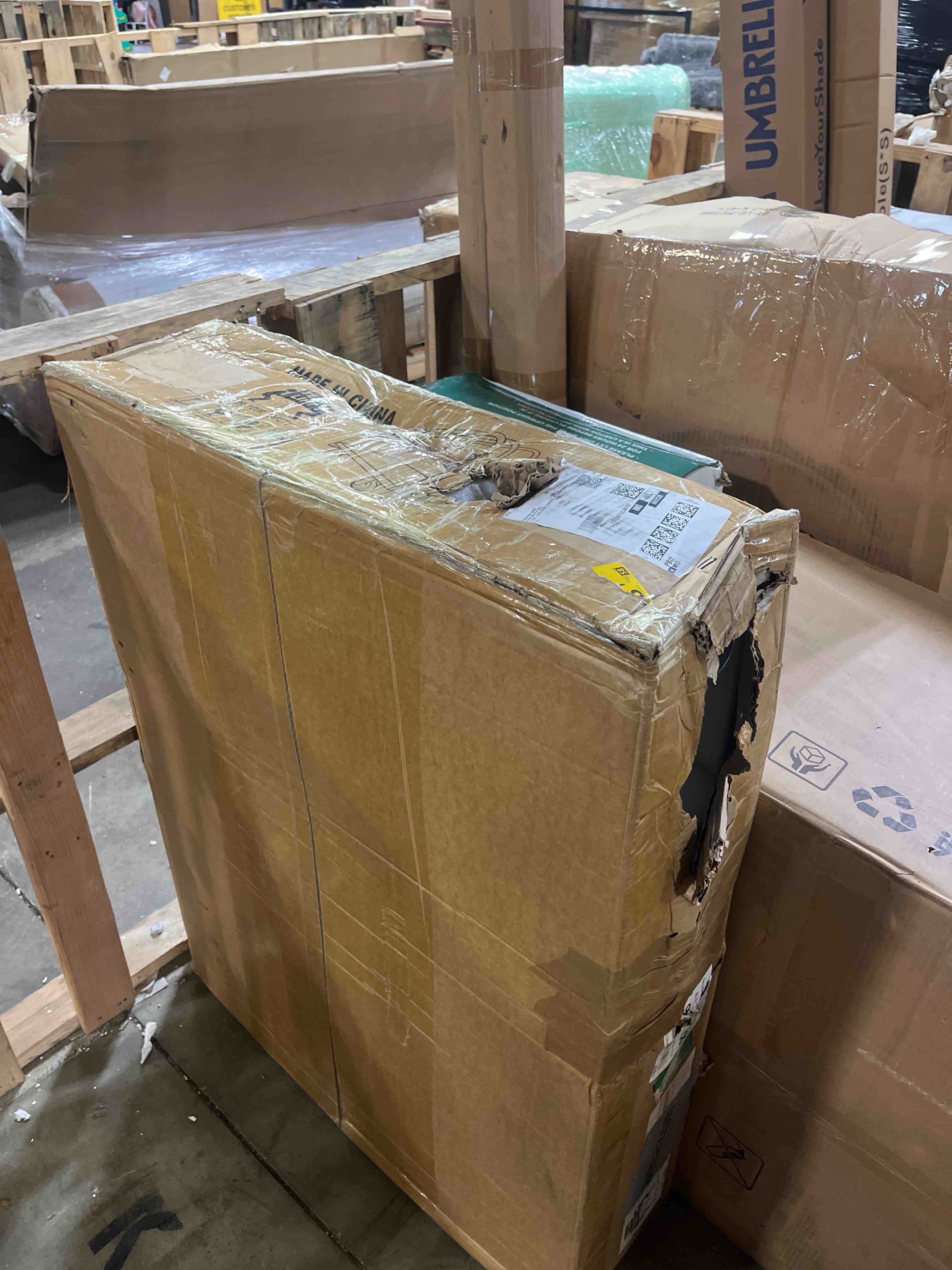 Condition photo showing Good Condition for steel panel truck cart, platform truck, heavy duty lumber drywall dolly, flatbed with 2500 lbs capacity and 4 swivel casters, 36x24inch steel board with 3 side handrails