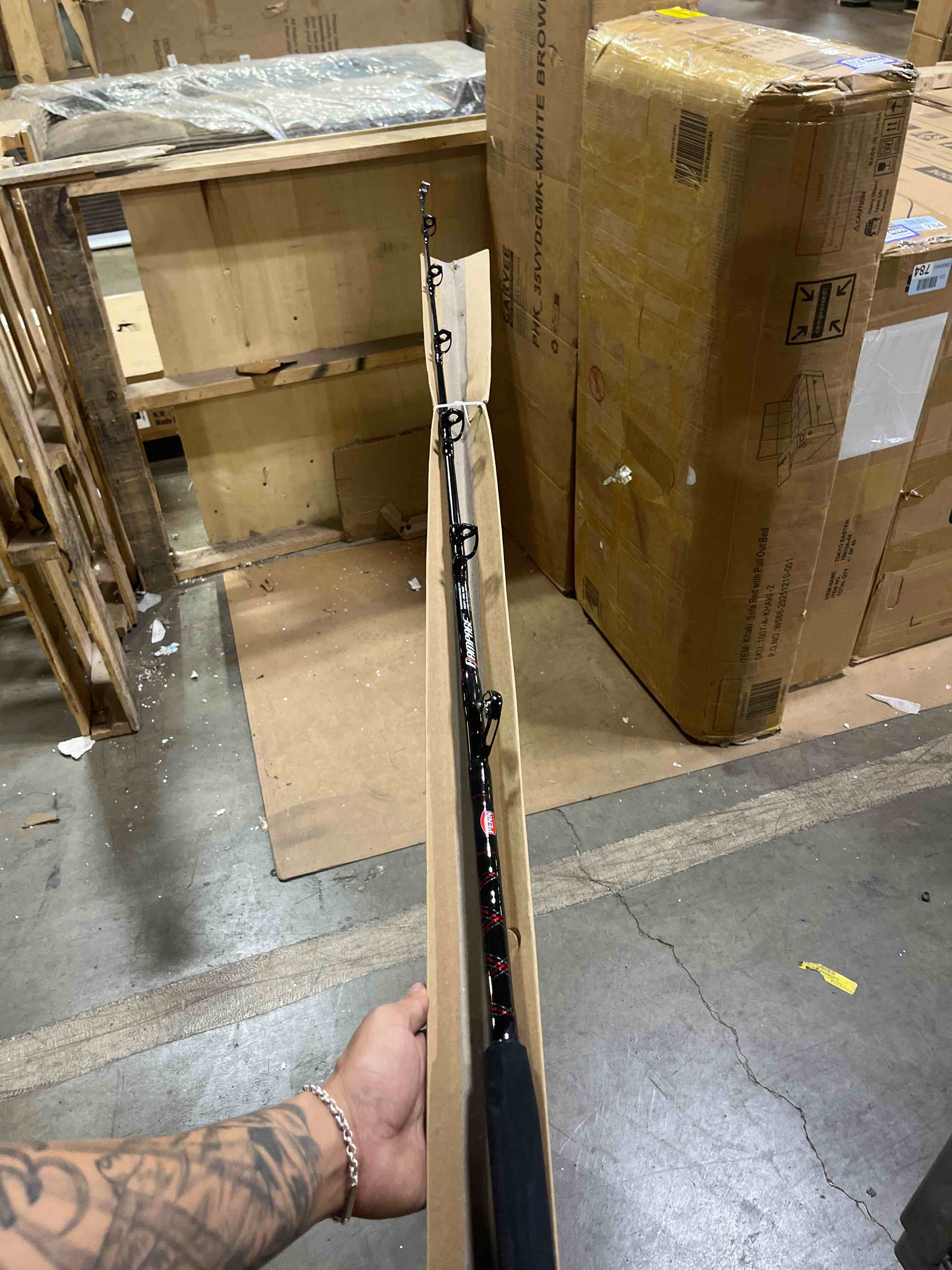 Condition photo showing New/Like New for penn rampage boat casting fishing rod