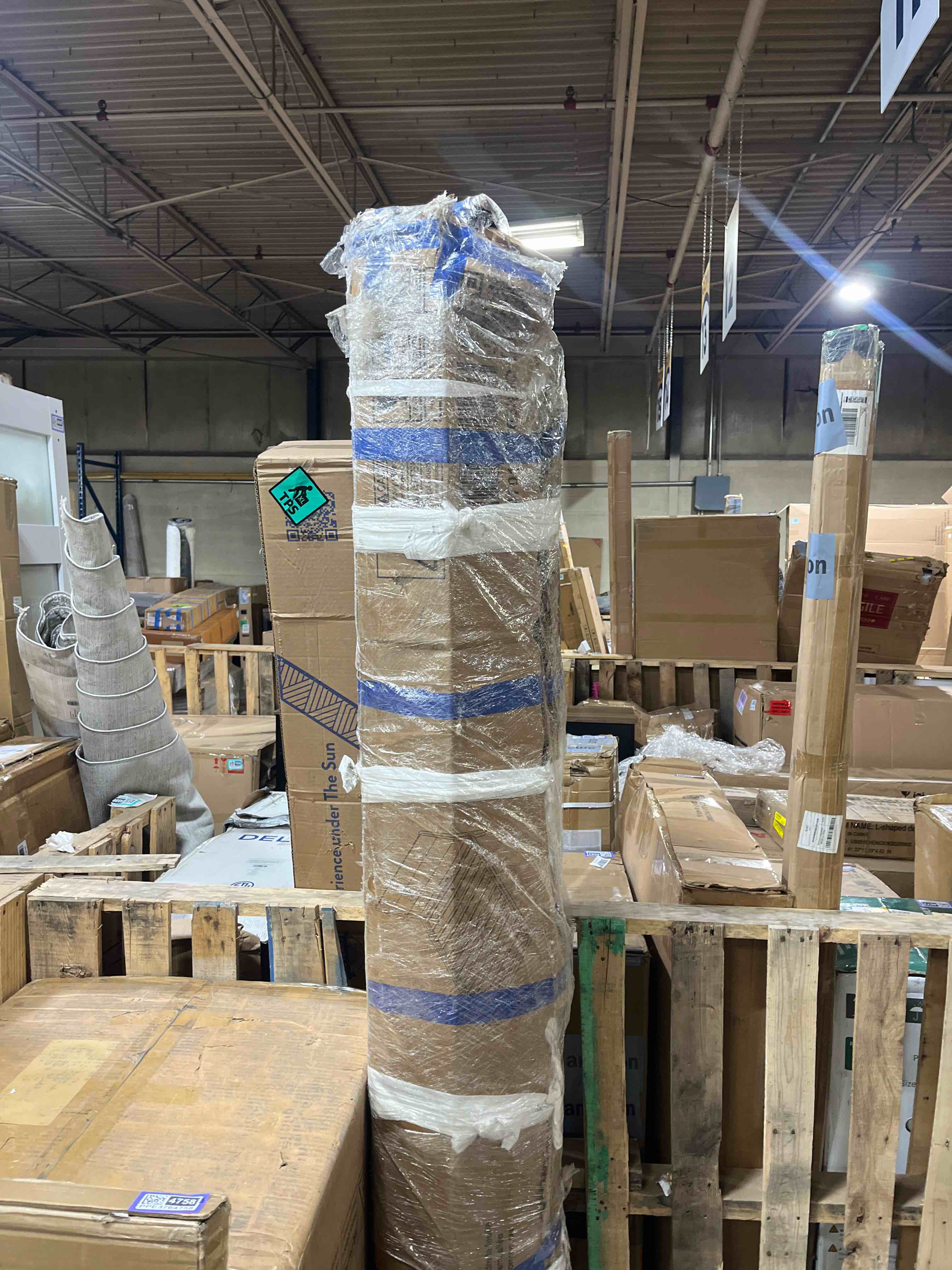 https://s3.amazonaws.com/lotting-images-prod/phillipi/PPE3764759_1777563159016.jpeg