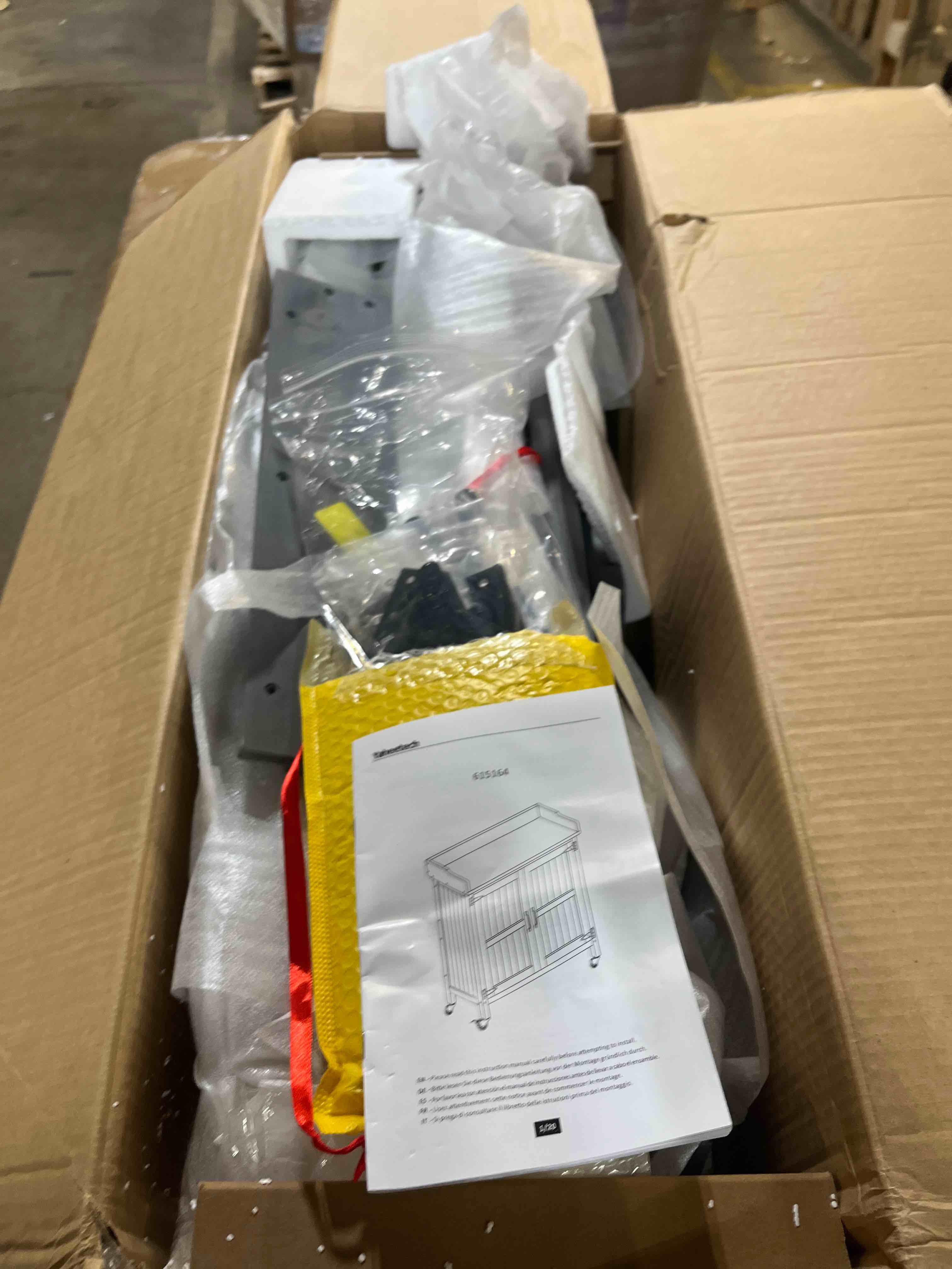 https://s3.amazonaws.com/lotting-images-prod/phillipi/PPE3764768_1777566844640.jpeg