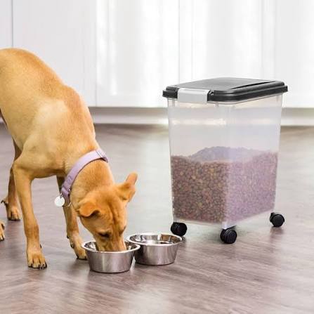 Condition photo showing New/Like New for pet supplies : iris usa airtight dog food storage container, up to 30 lbs, attachable wheels, for dog cat bird and other pet food storage bin, keep fresh, easy mobility, bpa free, black : amazon.com