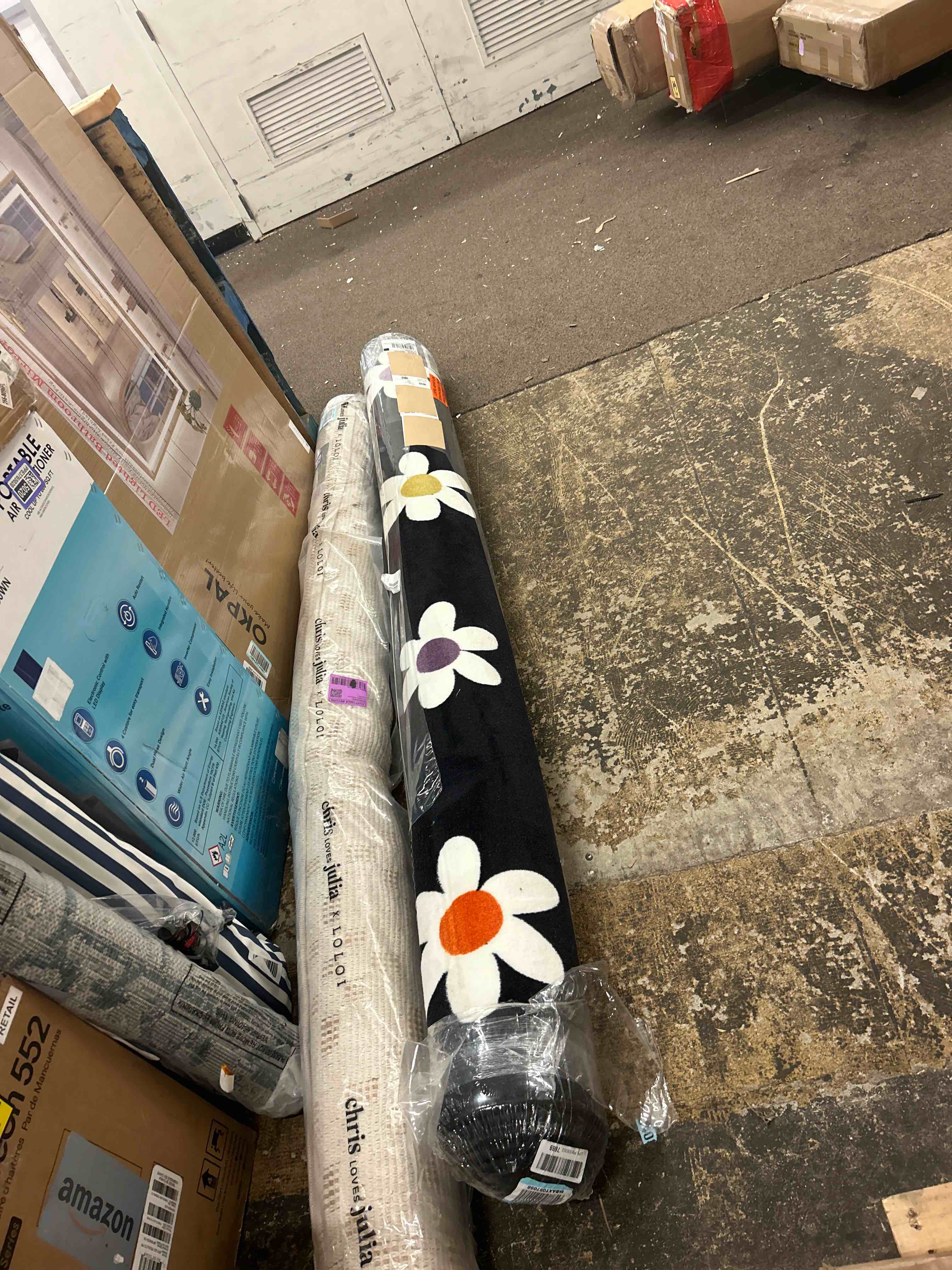 Condition photo showing New/Like New for flagship carpets schoolgirl style daisies on black criss-cross applesauce educational area rug for kids room, children's classroom, play carpet for teaching and playroom, 7'6" x 12', seats 32