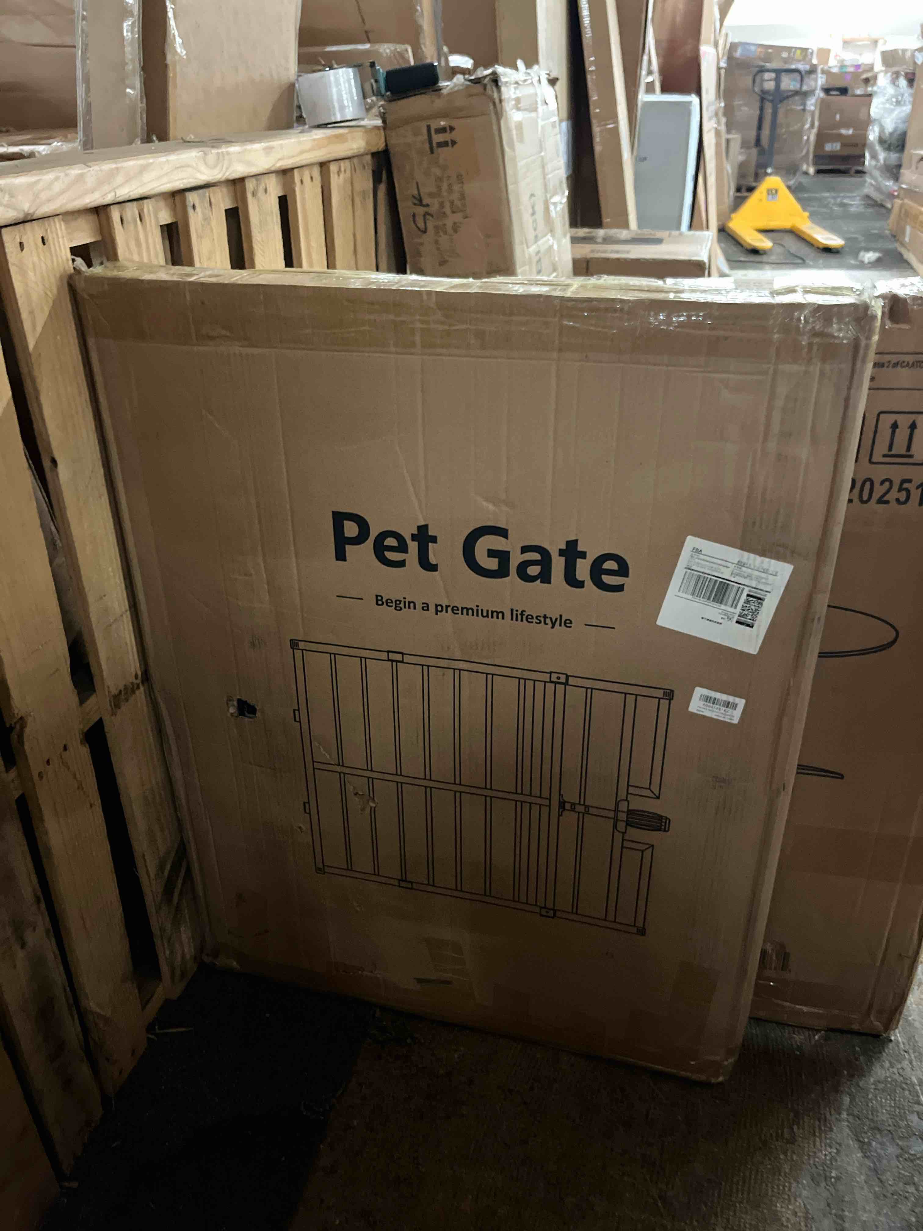 Condition photo showing New/Like New for 10-second quick install pressure mounted dog gate for pets and kids,adjustable 29'' to 43'' wide metal pet gate for doorways stairs,no drilling,expandable,36'' tall indoor portable safety baby gate