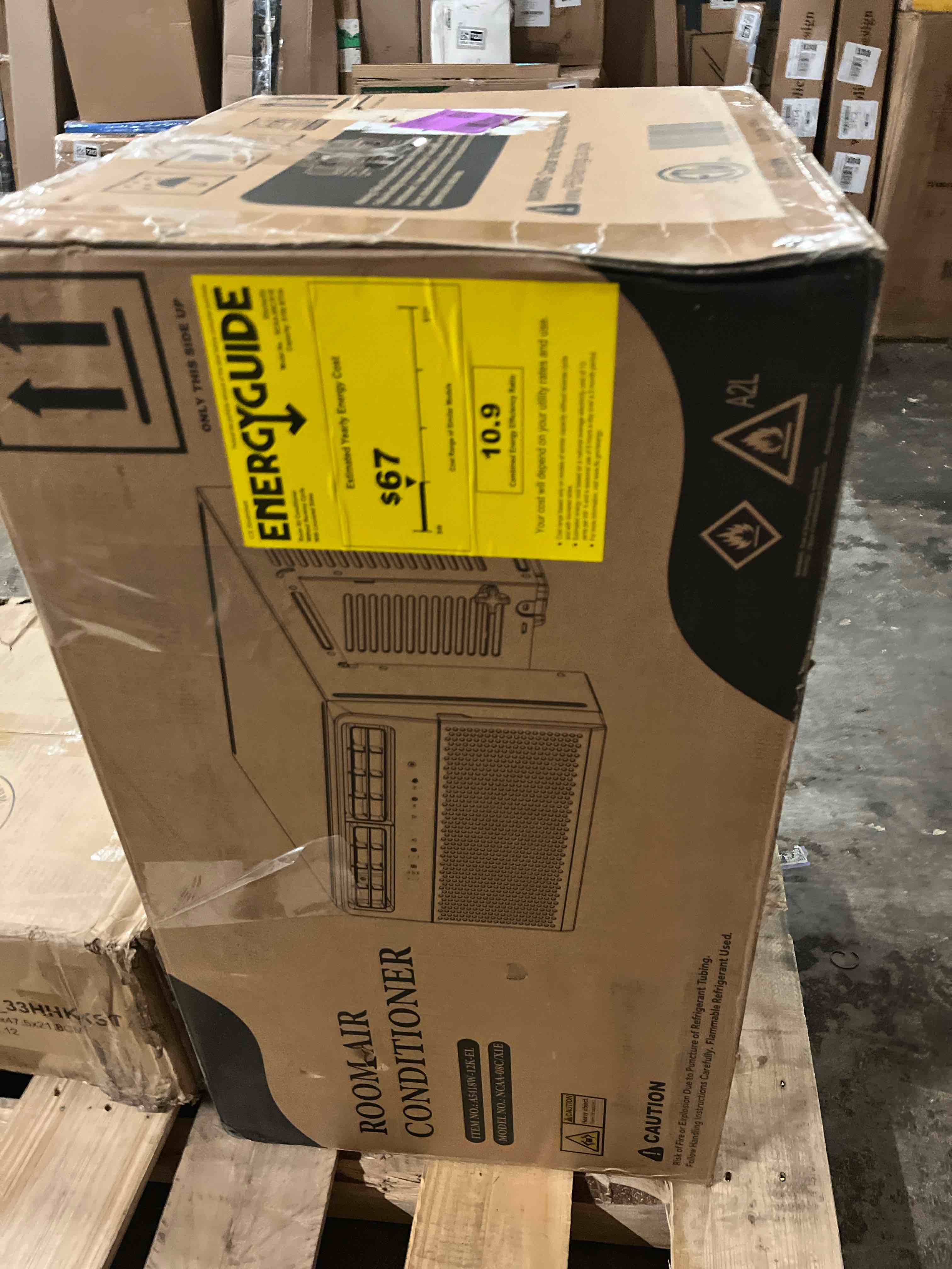 Condition photo showing New/Like New for tehanld 10,000 btu u-shaped window air conditioner,450 sq.ft cooling capacity, ultra quiet operation, open window flexibility with full view, energy saving,remote control