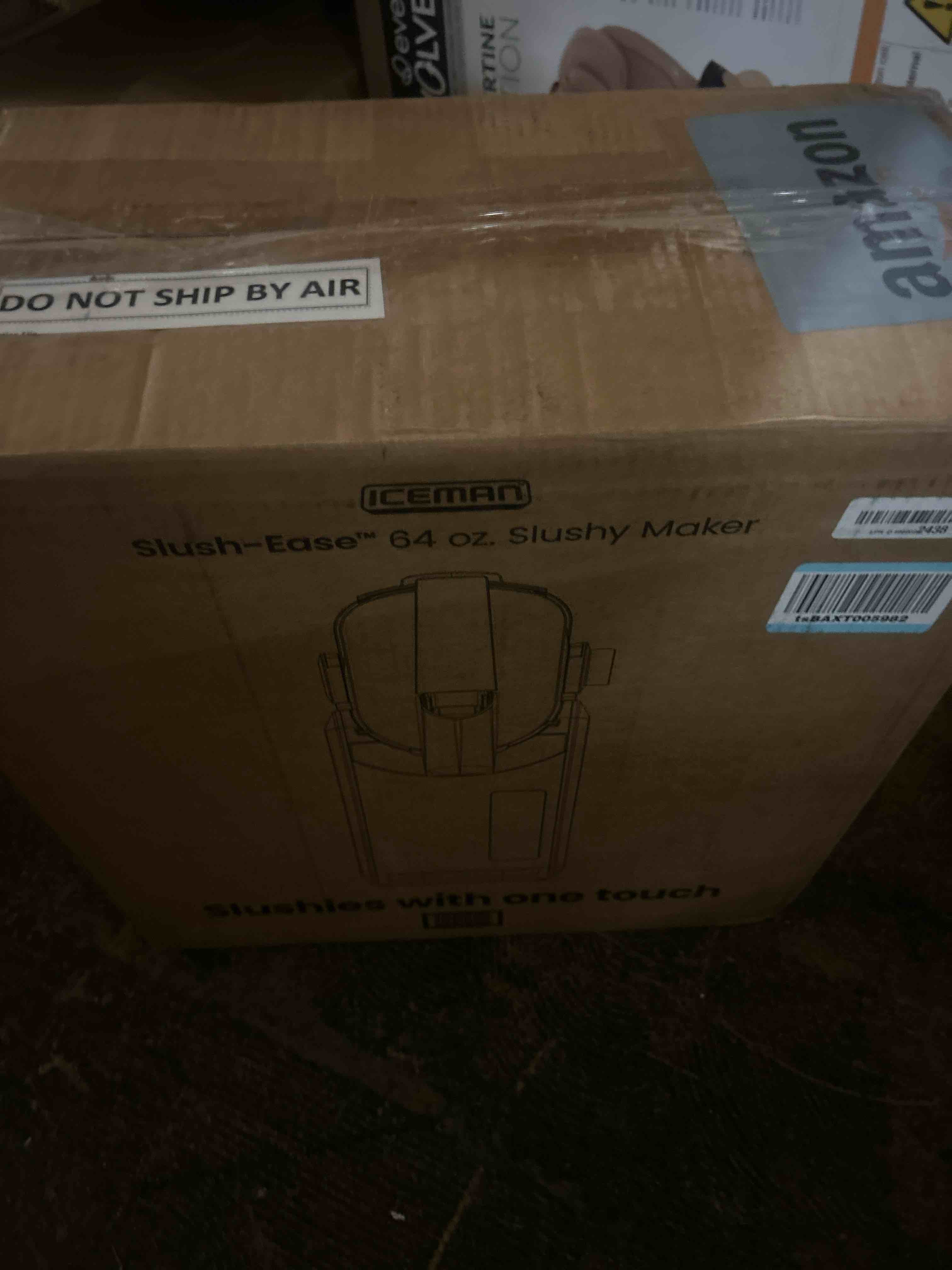 Condition photo showing New/Like New for iceman by chefman slush-ease max 90oz slushie machine, 64oz liquid capacity frozen drink maker & slushy machine with 5 presets and led display, perfect for frozen margaritas, frappes, smoothies