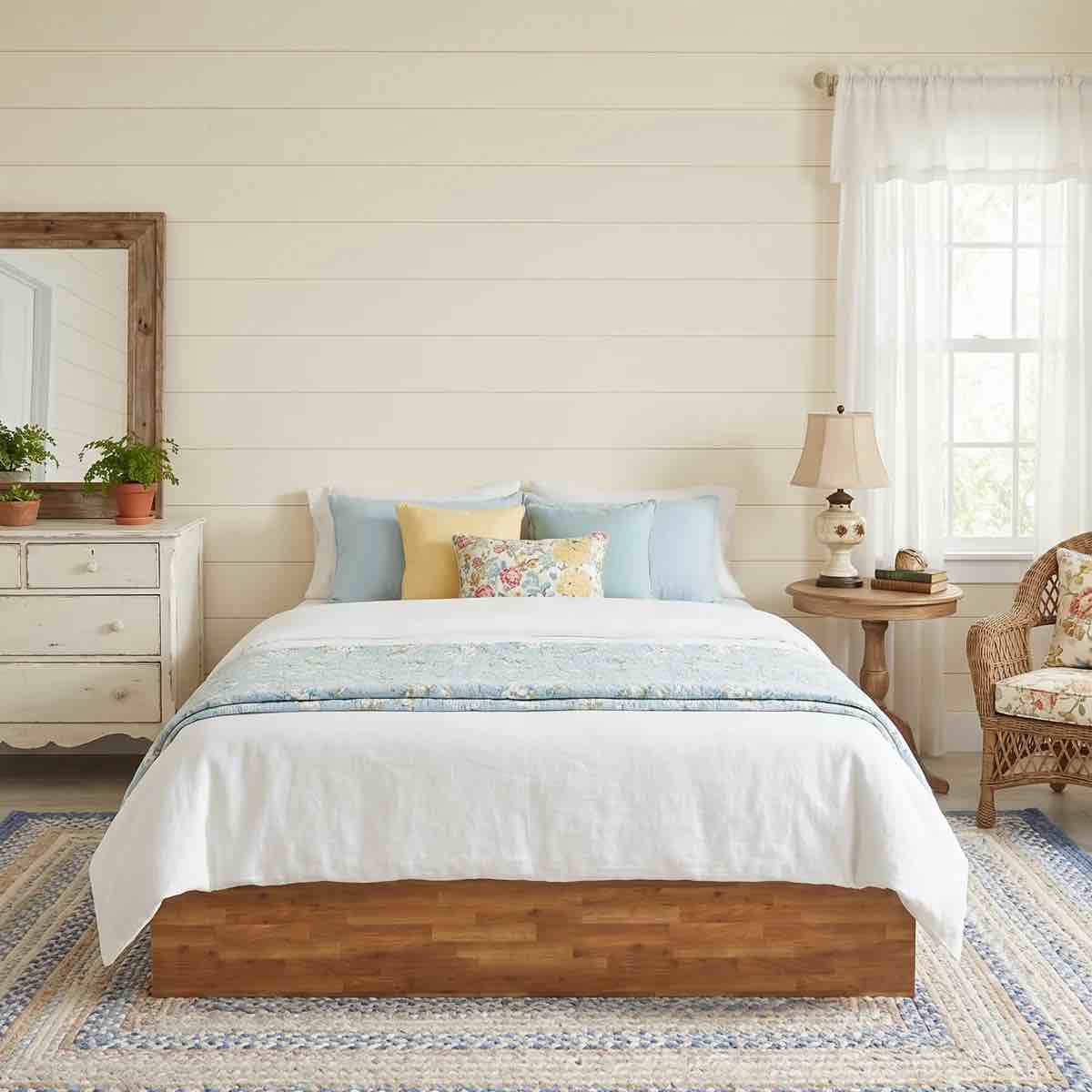 Condition photo showing New/Like New for wooden platform bed frame with lift up storage, queen, rustic brown