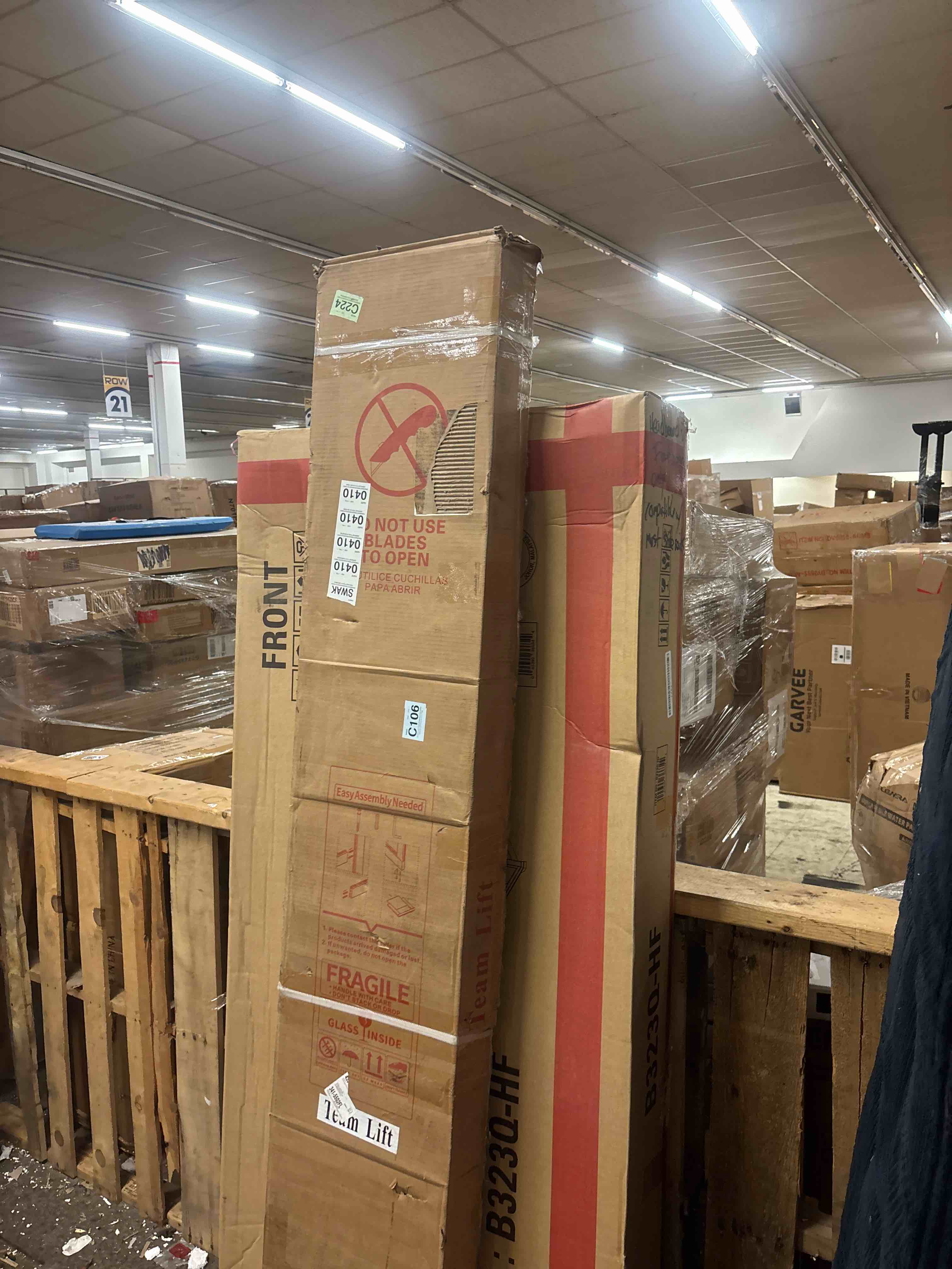 Condition photo showing New/Like New for sliding pocket door 28" x 80" - 5 lites tempered frosted glass panels, interior & closet single door slab, white primed - panel assembly (needed without hardware kit