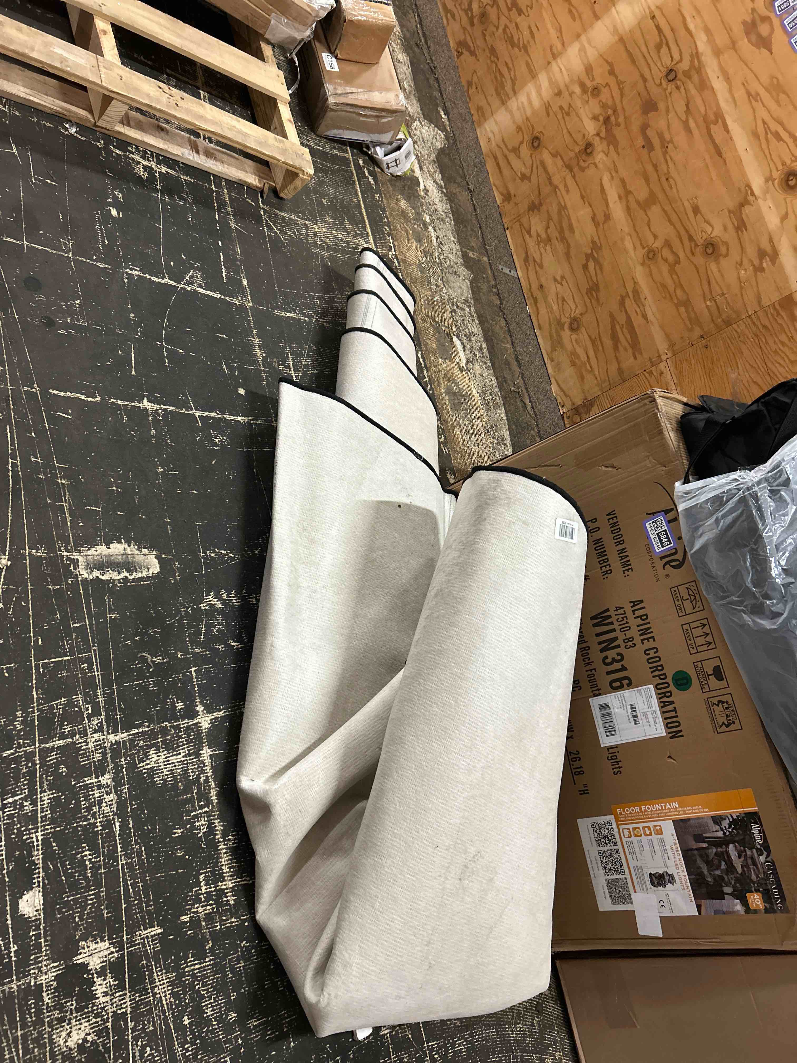 https://s3.amazonaws.com/lotting-images-prod/phillipi/PPE3765847_1789481614574.jpeg