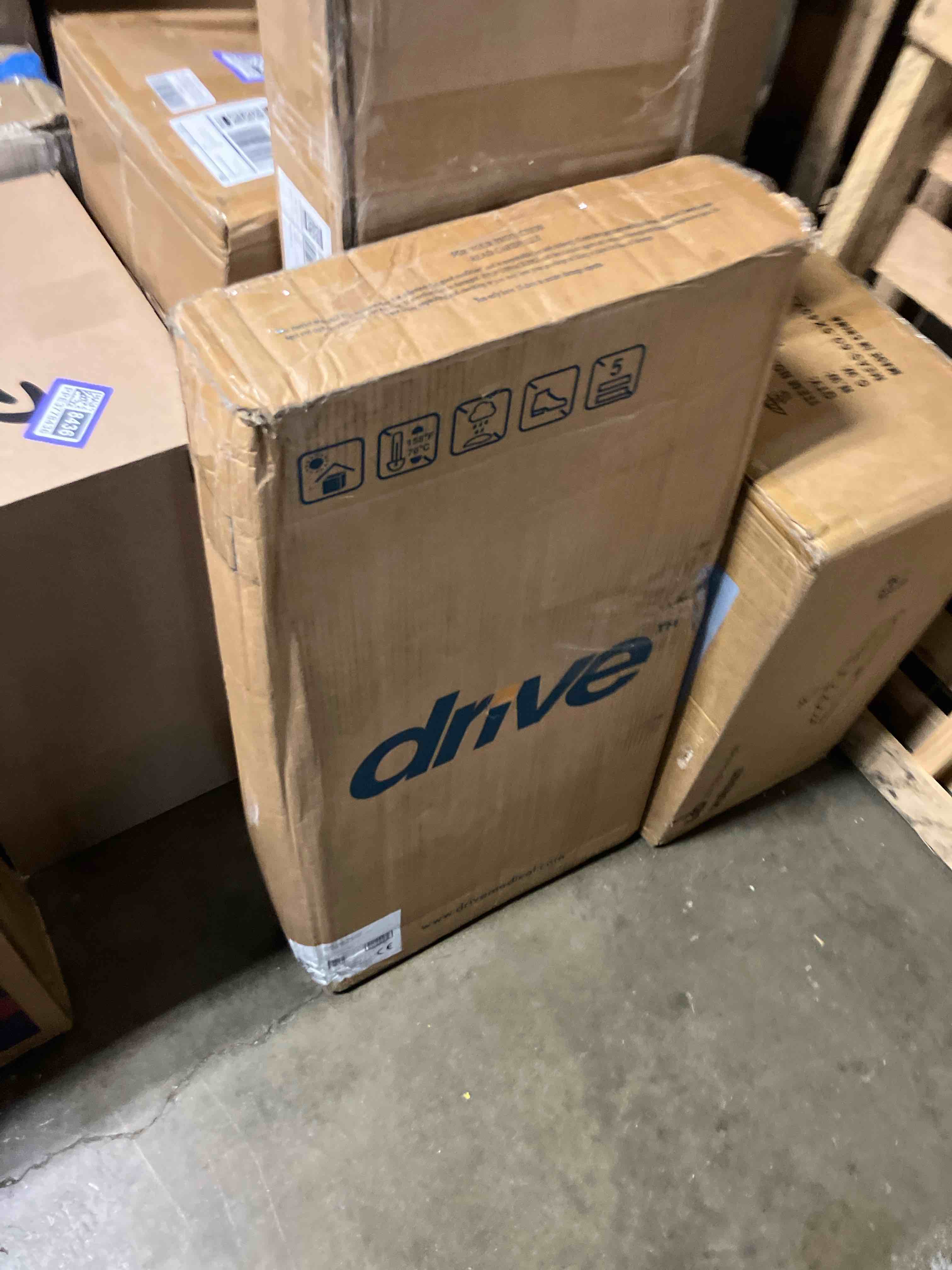 Condition photo showing New/Like New for BedsRails Product Description: Bed Rail,No-Gap,Half,BrownVein,1/cs