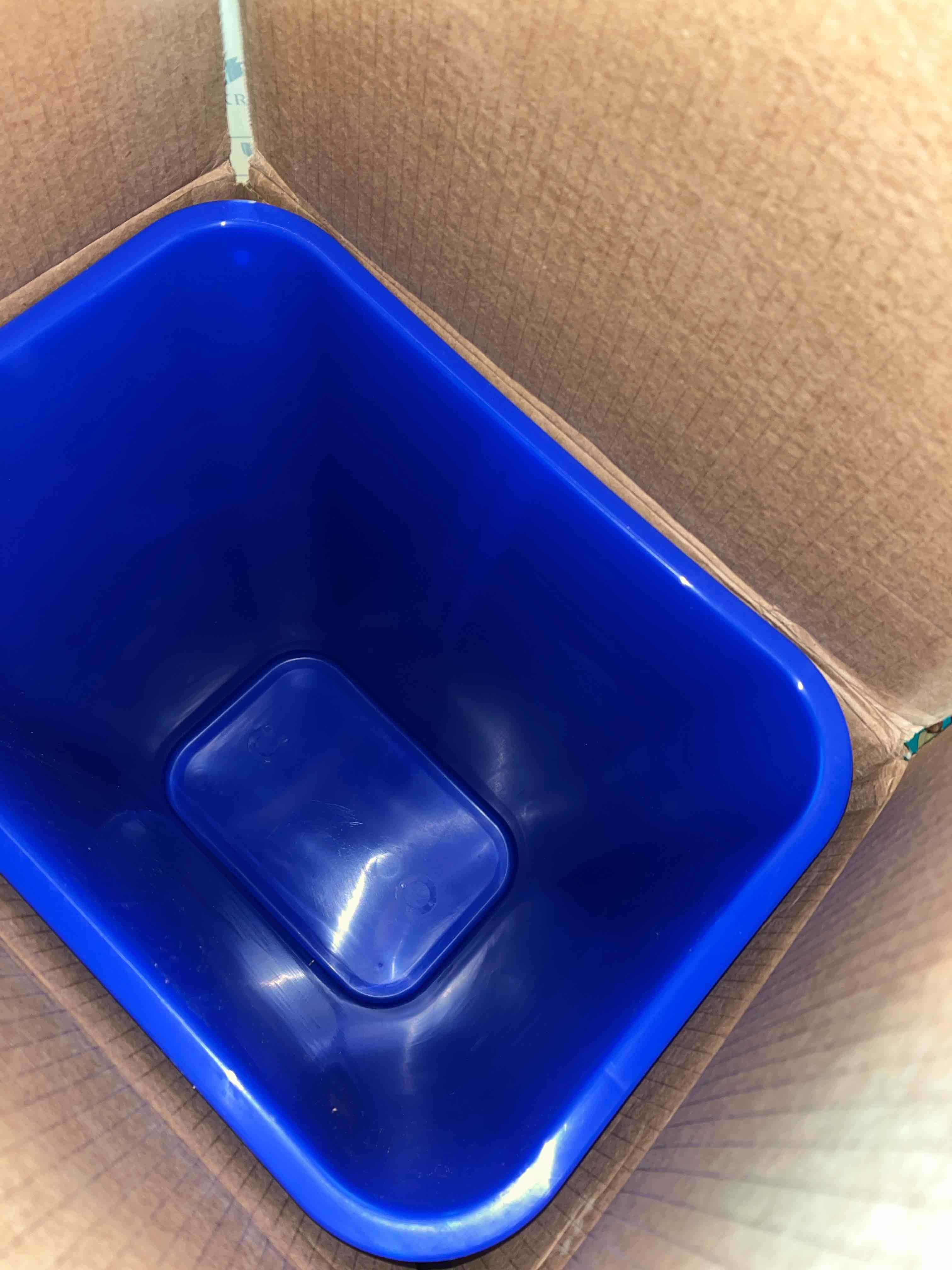 Condition photo showing New/Like New for Amazon Basics Trash Can, Rectangular Commercial Office Wastebasket, Recycle Logo, 10 Gallon (Pack of 1), Blue Blue 10 Gallon (Pack of 1)