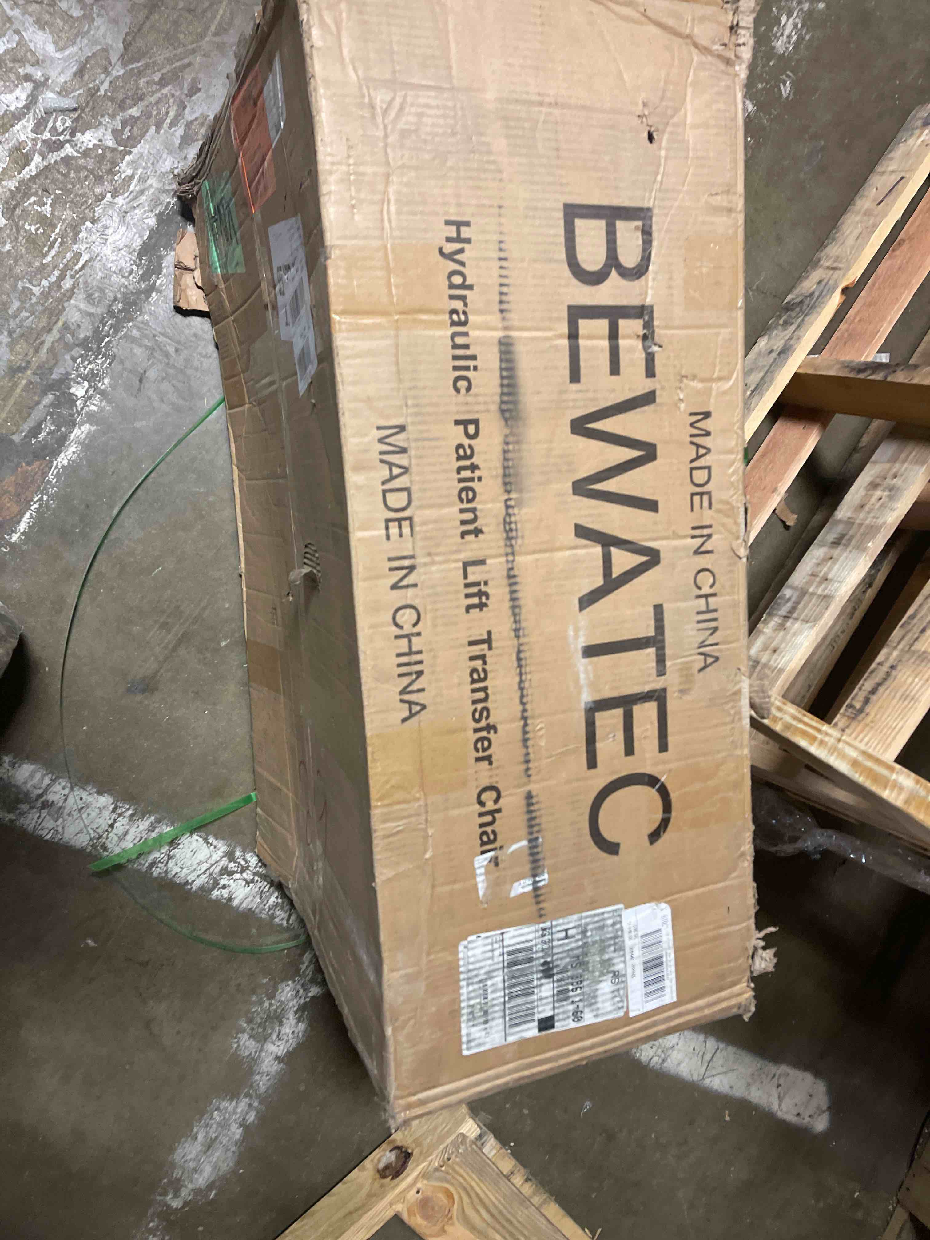 Condition photo showing New/Like New for Hydraulic Transfer Lift Chair, Folding Portable Transfer Lift Wheelchair, Patient/Disabled/Seniors Lift Aid for Home, Nursing Home, Car