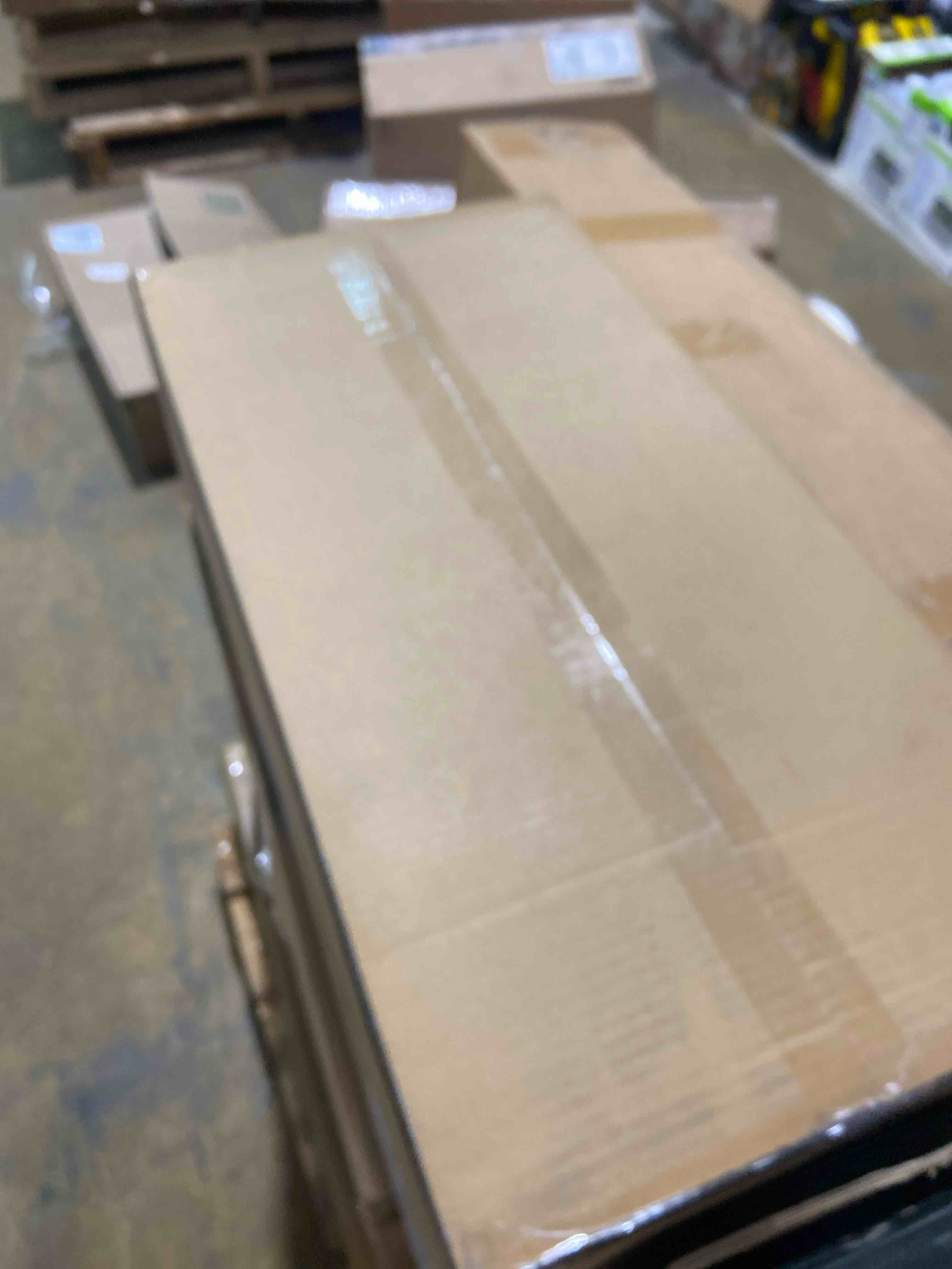 Condition photo showing New/Like New for Espird Bathroom Vanity Light,3 Light Matte Black Light Fixture with Thickened Clear Glass Shade, 21 inch Modern Wall Sconce, Bathrooms Vanity Light Over Mirror for Bathroom Black 3 light-clear