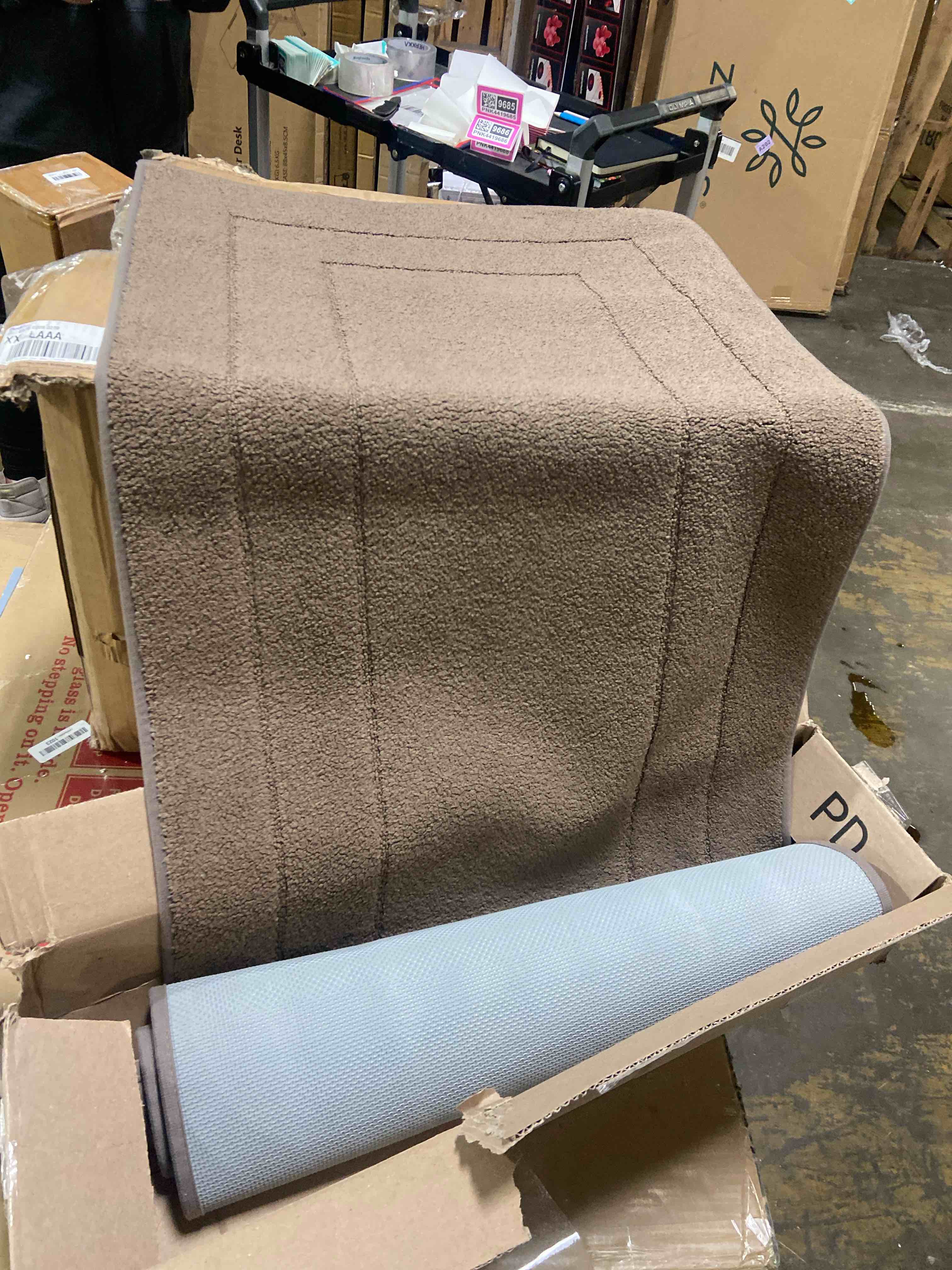 Condition photo showing New/Like New for DEXI Bathroom Rug 60x24, Non Slip Washable Bath Mat Runner for Shower Floor, Extra Long Absorbent Soft Bathmat with Rubber Backing, Quick Dry Microfiber Carpet, Beige 2' x 5' (Rectangular) Beige