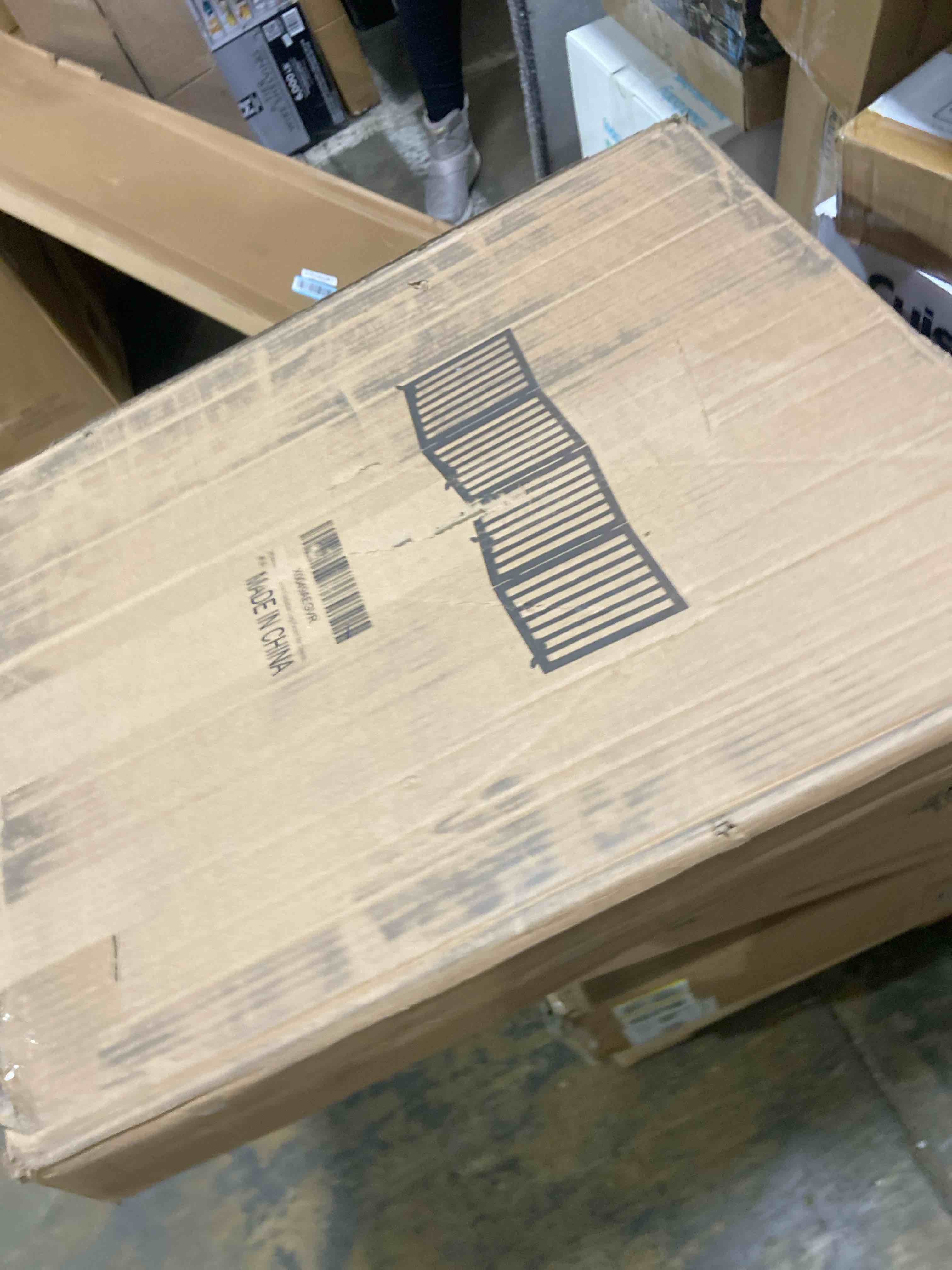 Condition photo showing New/Like New for Wooden Dog Gate 4-Panel Freestanding Pet Fence,Collapsible Pet Gate for House Doors&Stairs,23.6" Height Indoor House Barrier