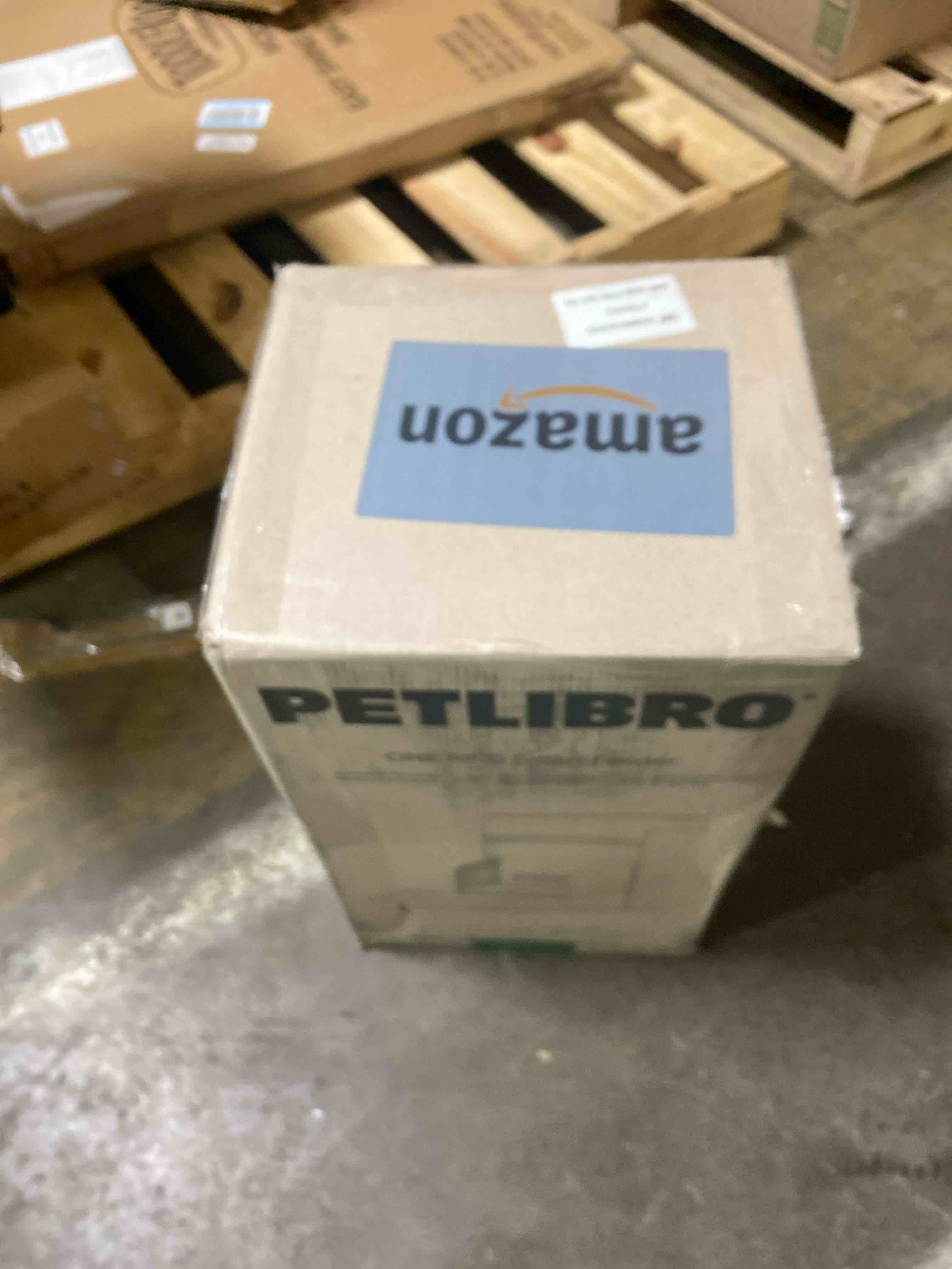 Condition photo showing Good Condition for PETLIBRO RFID Automatic Cat Feeder, Collar Tag-Activated Personalized Meals, 5G&2.4G Wi-Fi Programmable Cat Food Dispenser with Cats Recognition & Diet Tracking for Multi-Pet Homes and Different Diets