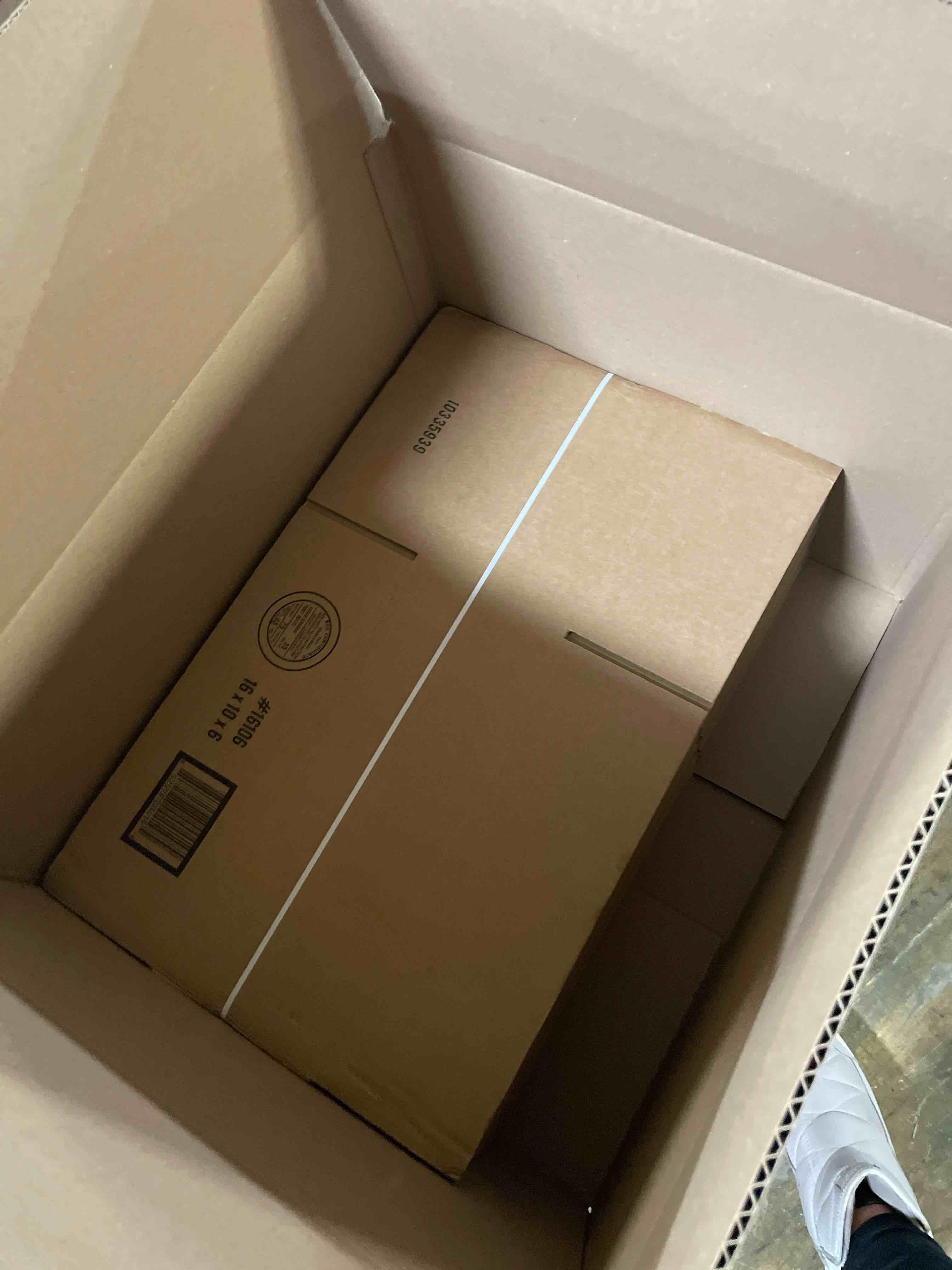 Condition photo showing New/Like New for 16" x 10" x 6" Brown Corrugated Boxes (16106) Category: Shipping and Moving Boxes