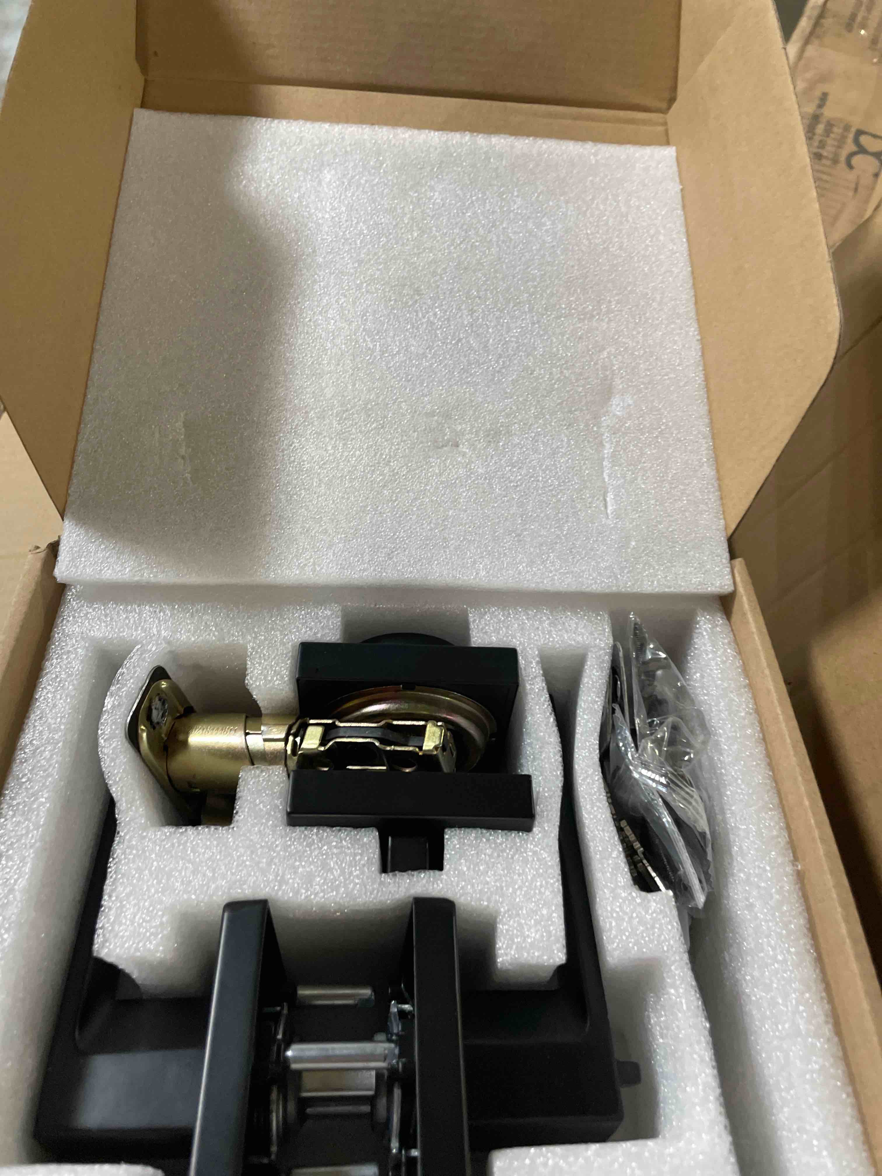 Condition photo showing New/Like New for Probrico Black Double Cylinder Deadbolt,Keyed Both Side,Residential Security Square Door Lock for Interior and Exterior,4Pack