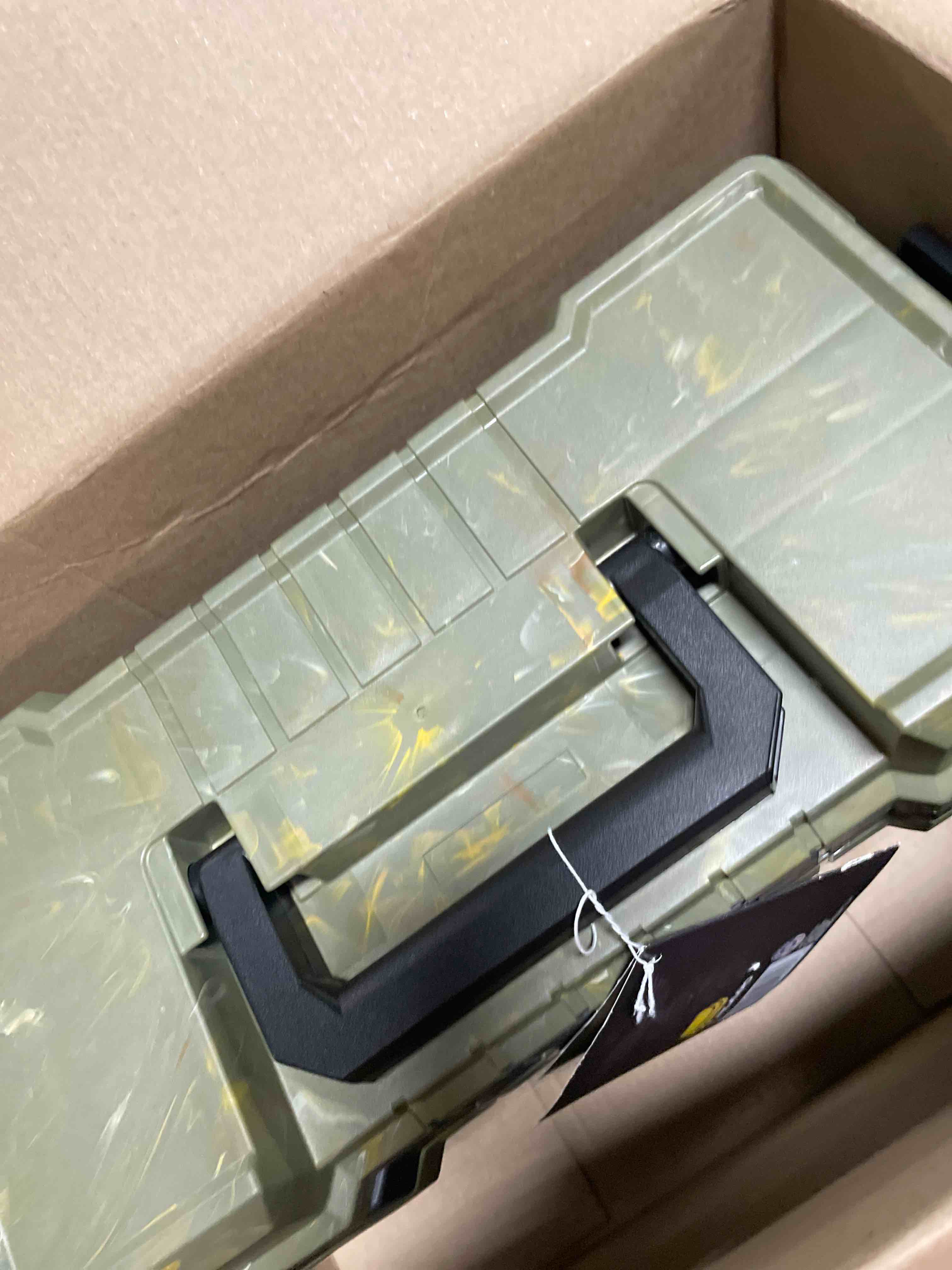 Condition photo showing New/Like New for Plano 1612 Deep Water Resistant Field Box with Lift Out Tray