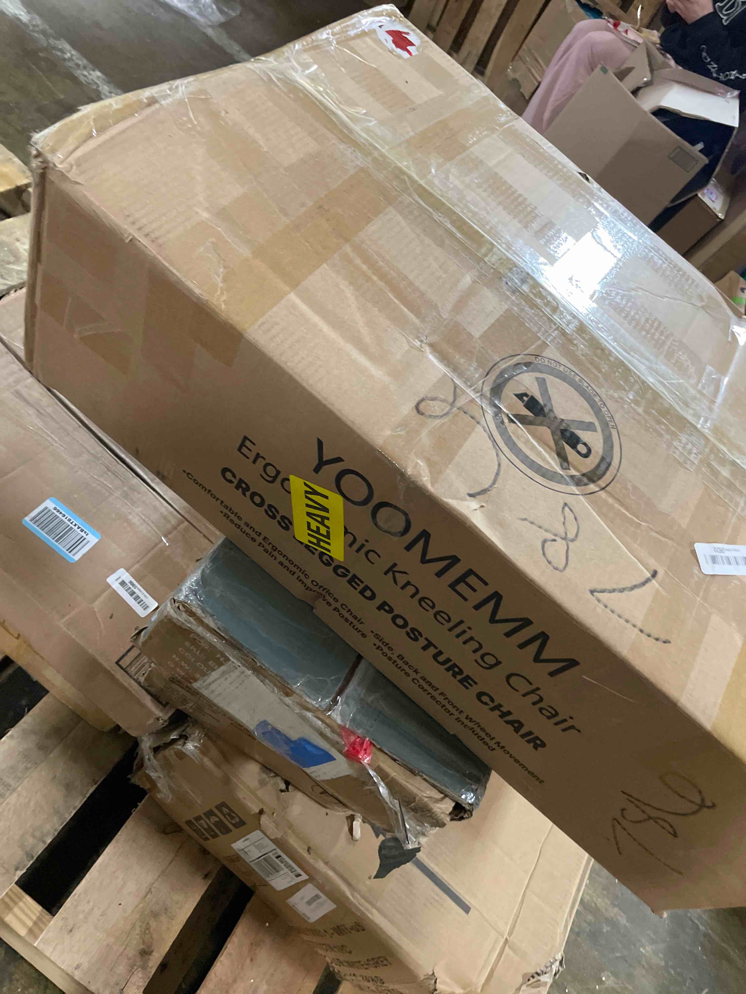 Condition photo showing Good Condition for Ergonomic Cross Legged Office Chair Extra Wide for ADHD and Meditation, Kneeling Chair with 360° Swivel Wheels and Reversible Seating, Adjustable Height and Seat Deapth, PU Leather, Black