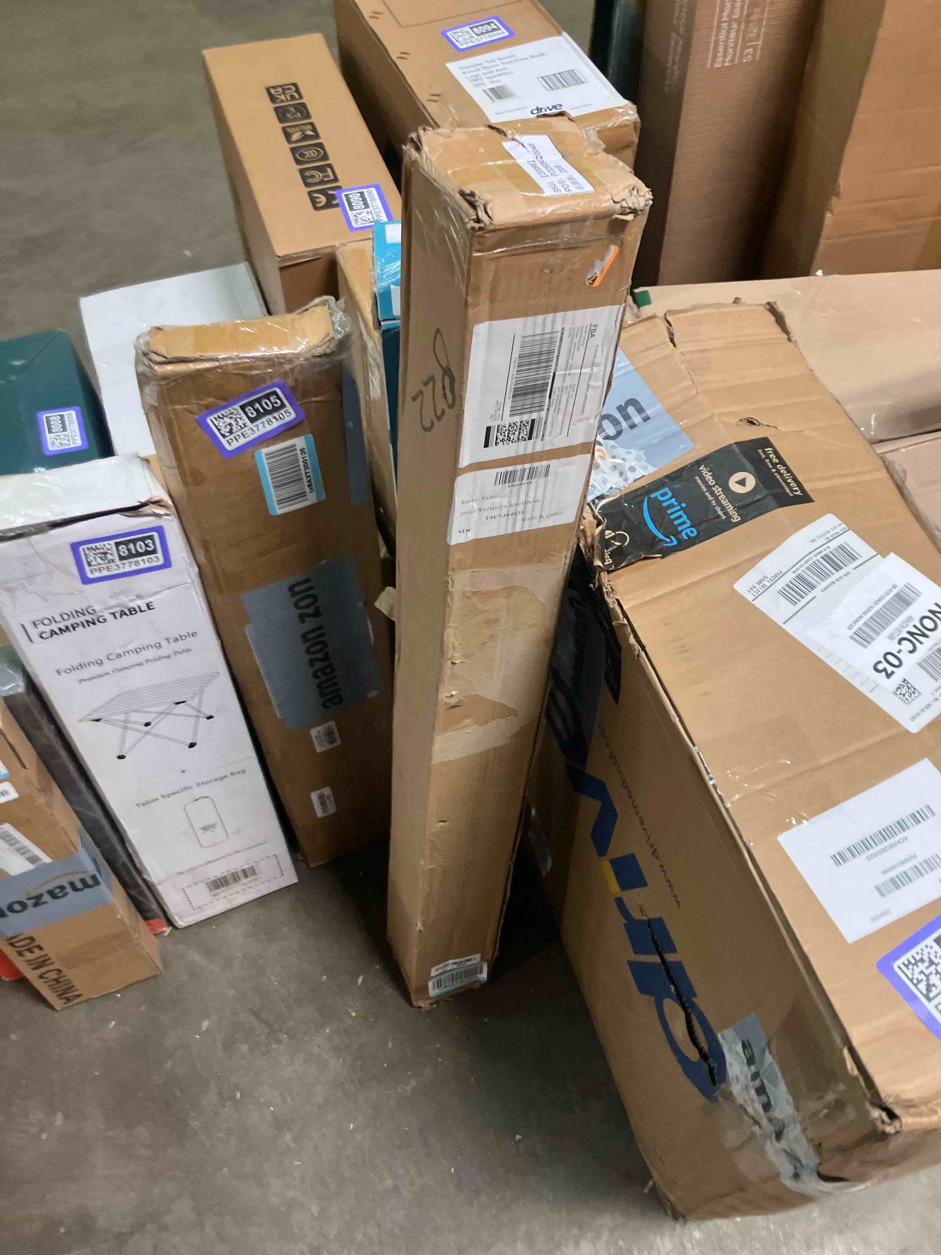 Condition photo showing New/Like New for MYOYAY Neoprene Rubber Sheet Roll 40"x40"x1/8" Thick Solid Workbench Mat Heavy Duty Rubber Flooring Roll Mat for DIY Gaskets Pads Seals Leveling Anti-Slip Cushioning of Anti-Vibration