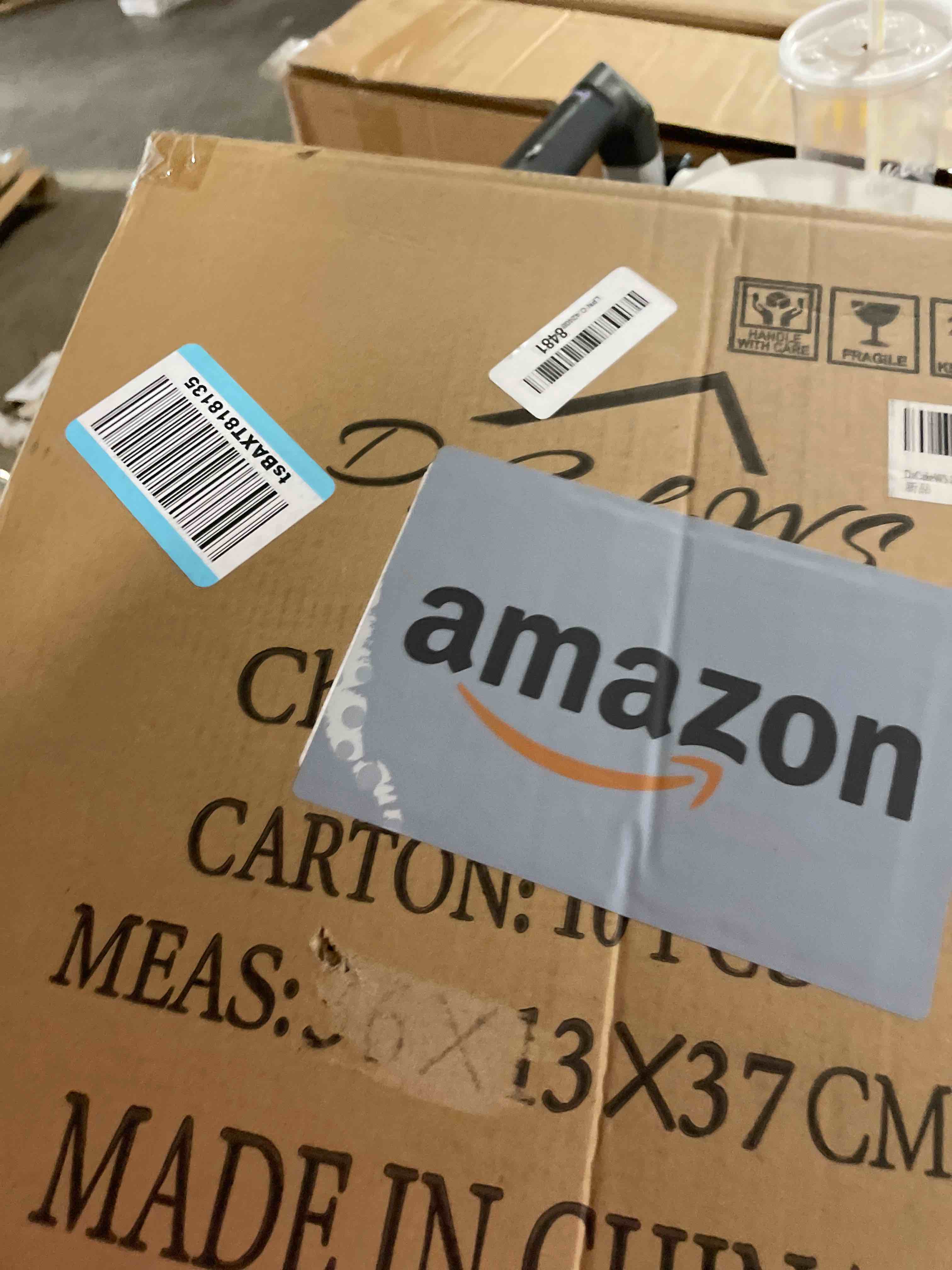 Condition photo showing New/Like New for 13-Inch Acrylic Clear Charger Plates Set of 10pcs - Elegant Decorative Dinner Plates for Wedding Reception, Holiday Party, Family Gathering & Daily Table Setting