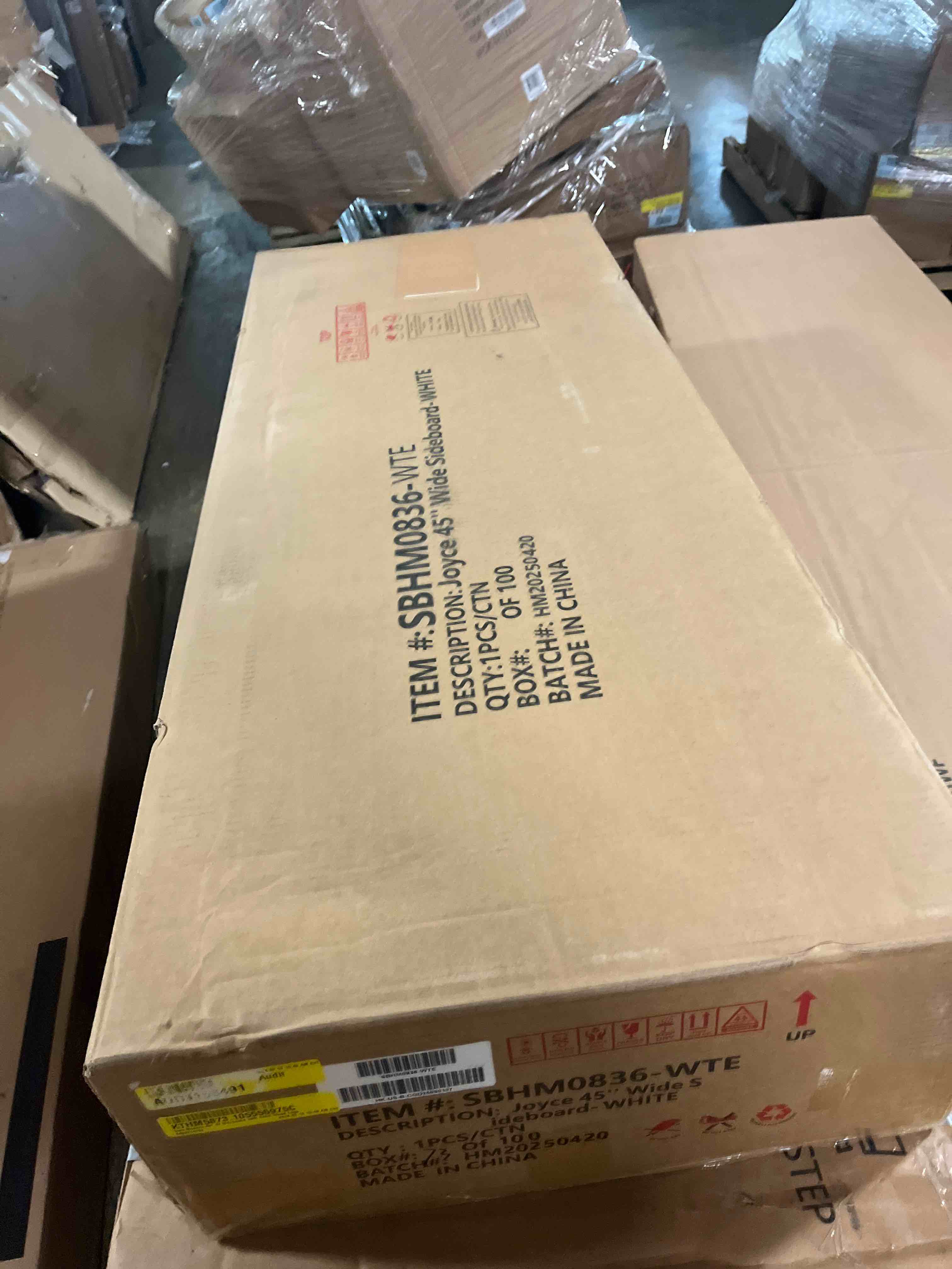 Condition photo showing New/Like New for Sara Modern 45" W Sideboard with Solid Wood Legs(WHITE)