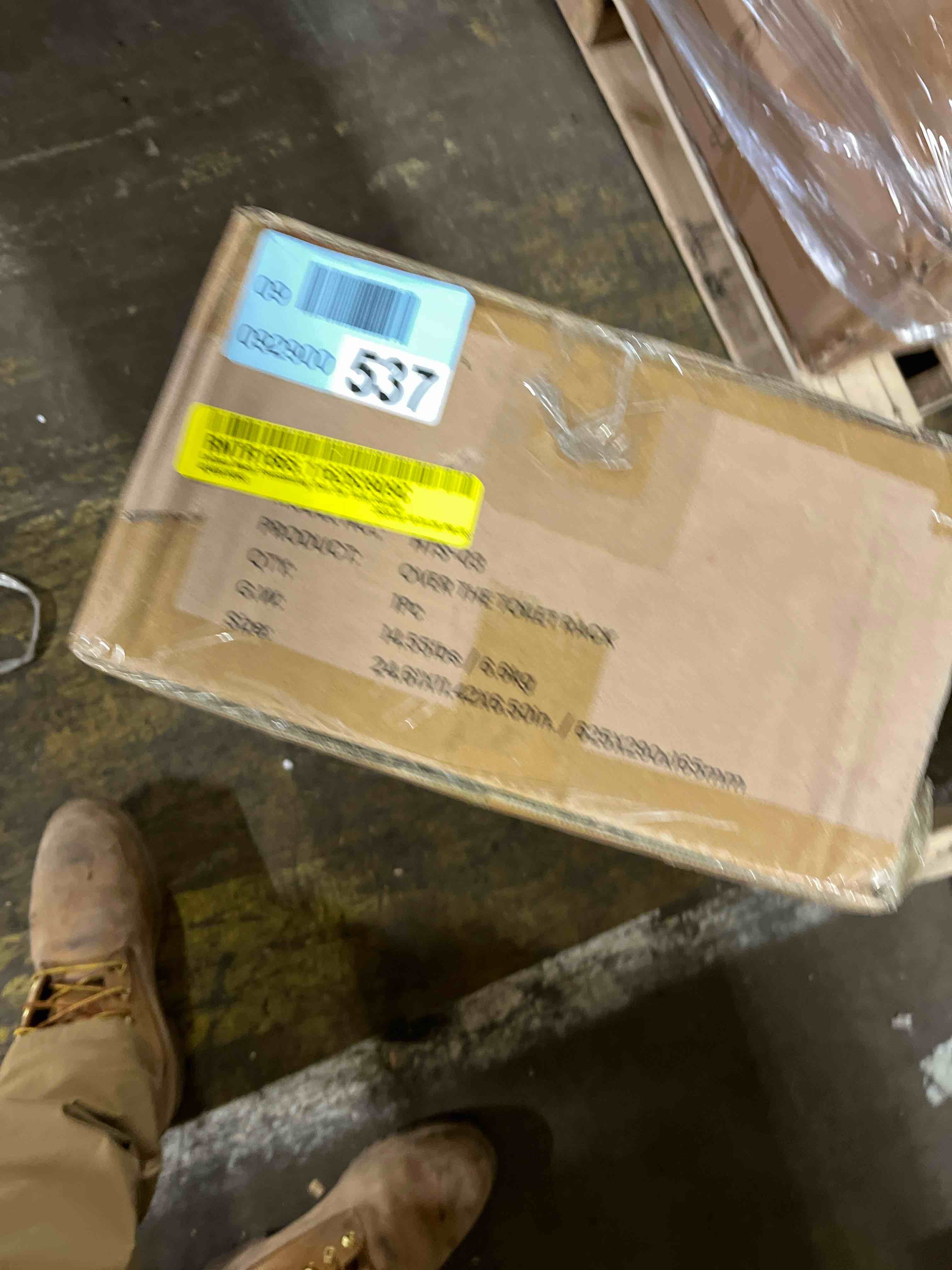 Condition photo showing New/Like New for Leliana Metal Freestanding Over the Toilet Storage